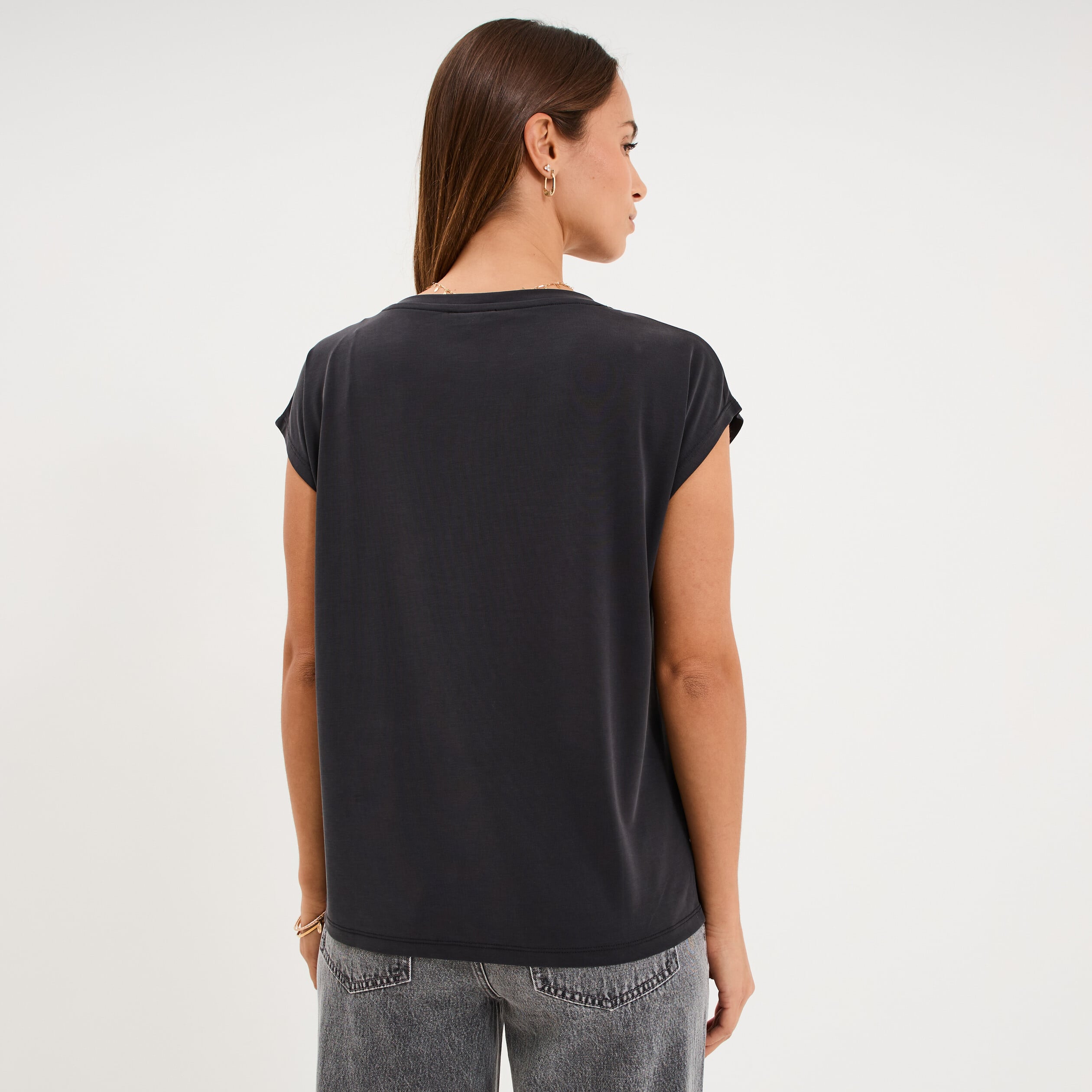 T-shirt manches courtes coupe droite noir femme