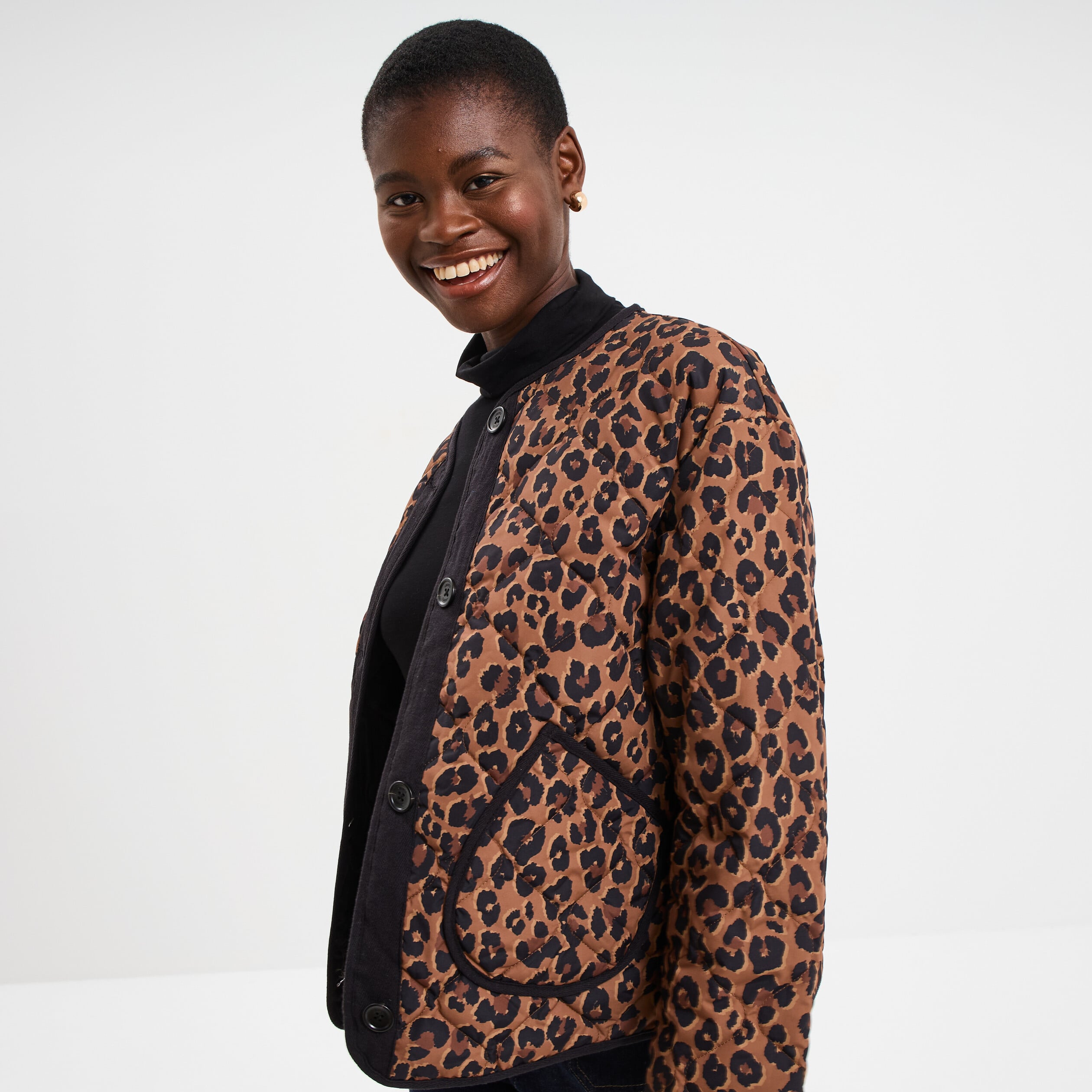 Veste matelass&eacute;e boutonn&eacute;e col rond camel femme