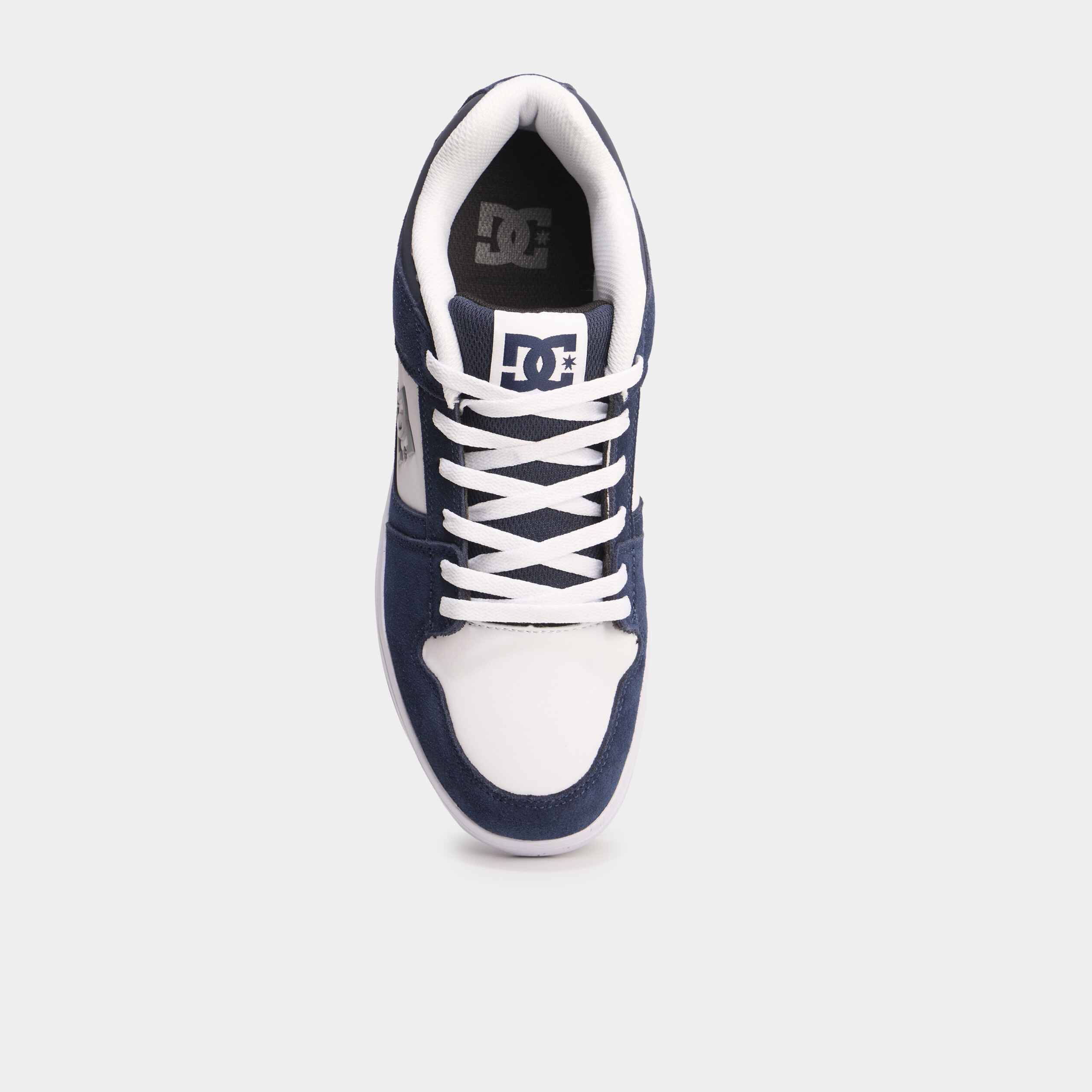 Baskets en cuir su&eacute;dine antid&eacute;rapantes bleu marine homme