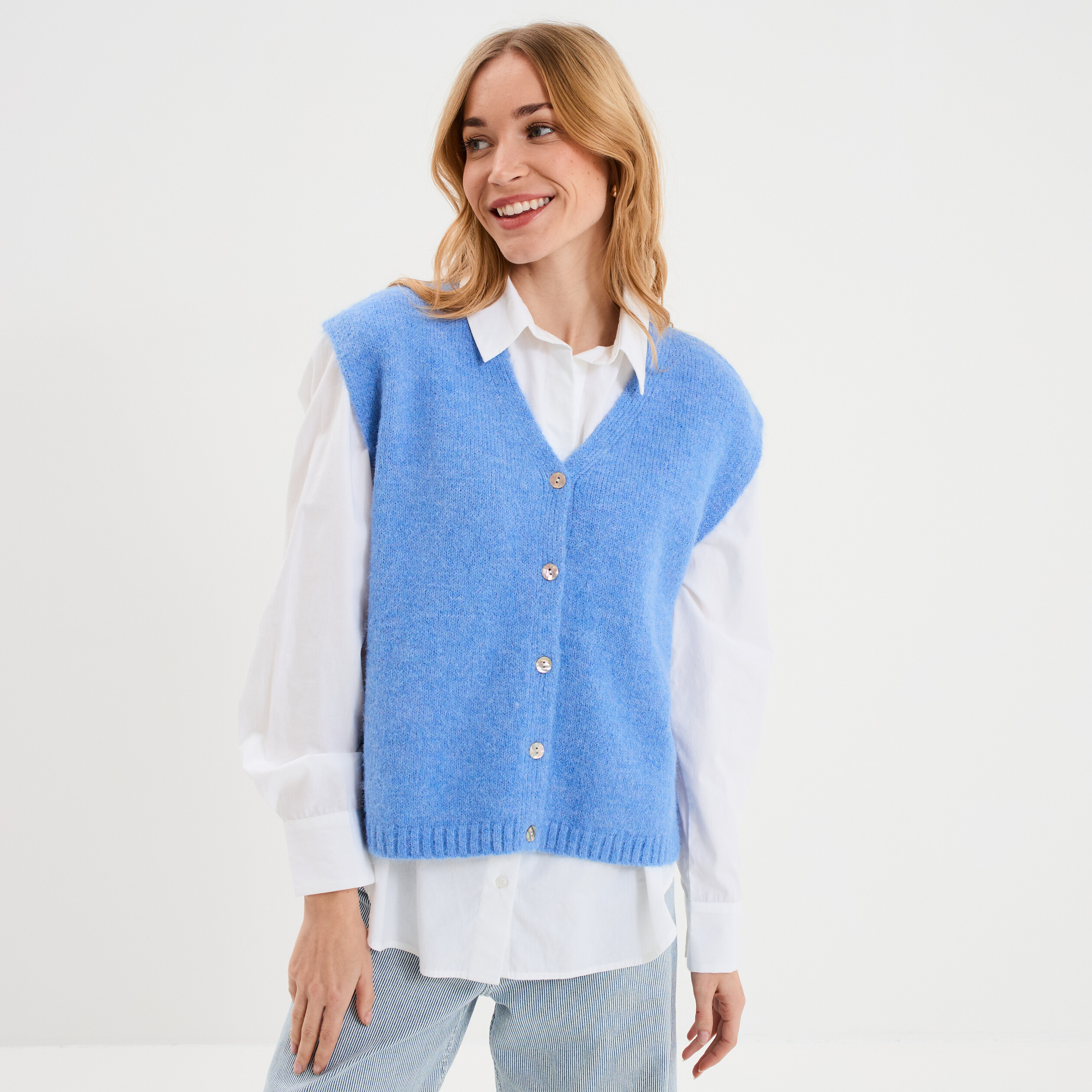 Gilet Sans Manches Col En V Bleu Electrique Femme La Halle gilet-sans-manches-col-en-v-bleu-electrique-femme-la-halle
