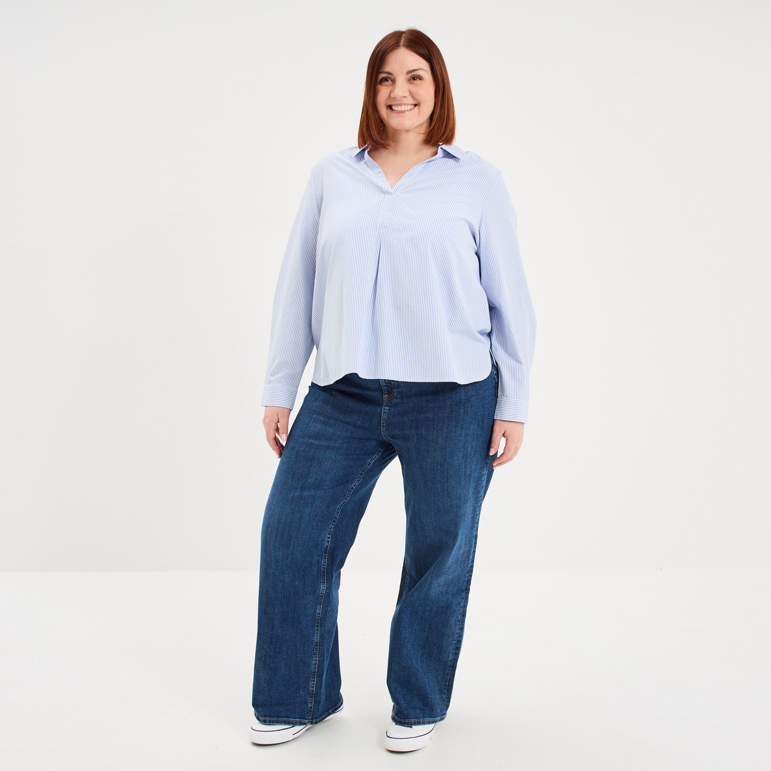 Blouse col en V &agrave; revers blanc femme grande taille