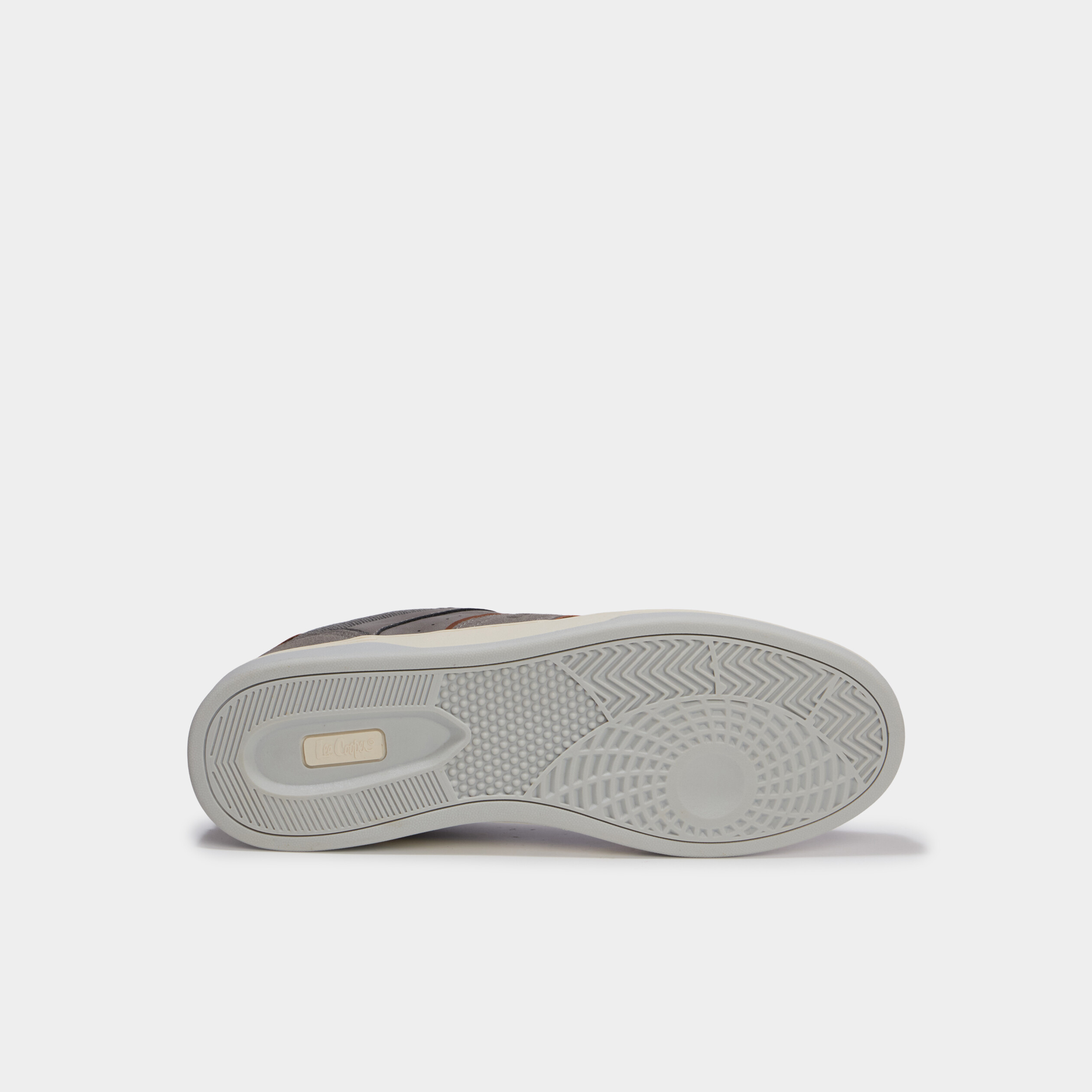 Tennis basses &agrave; lacets Lee Cooper gris homme
