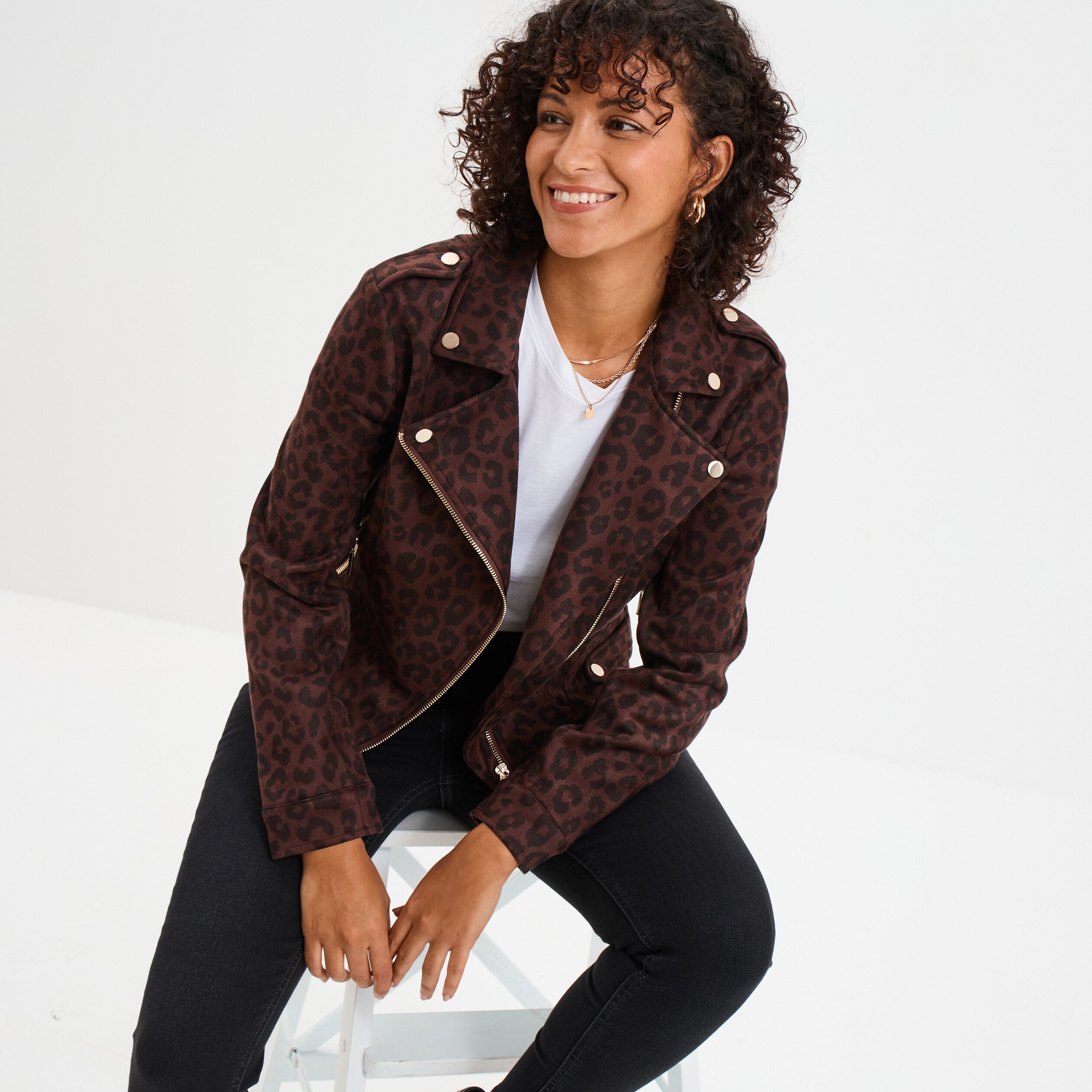 veste courte esprit biker effet suedine marron fonce femme Veste courte esprit biker effet suédine marron foncé femme