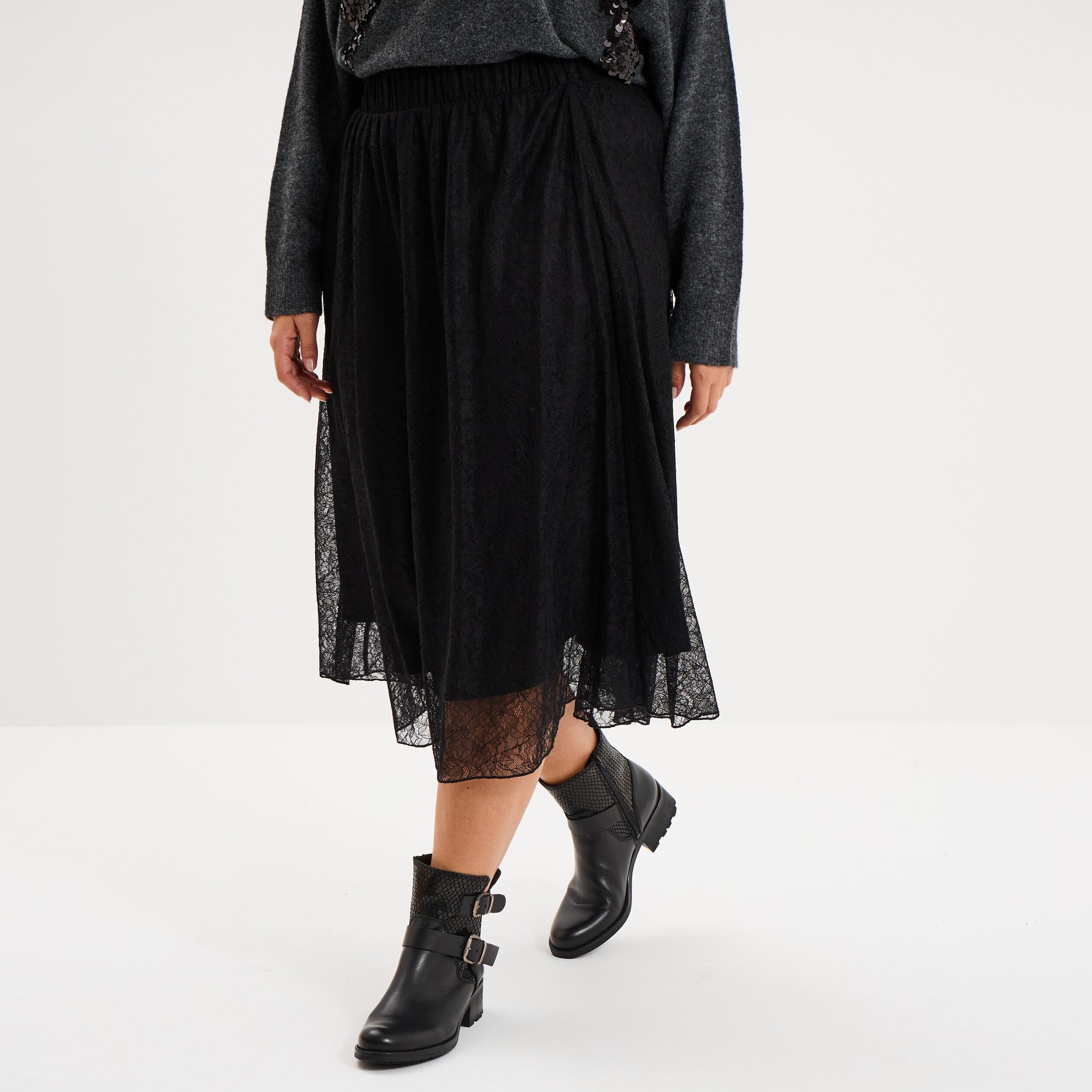 Jupe longue &eacute;vas&eacute;e en dentelle noir femme grande taille