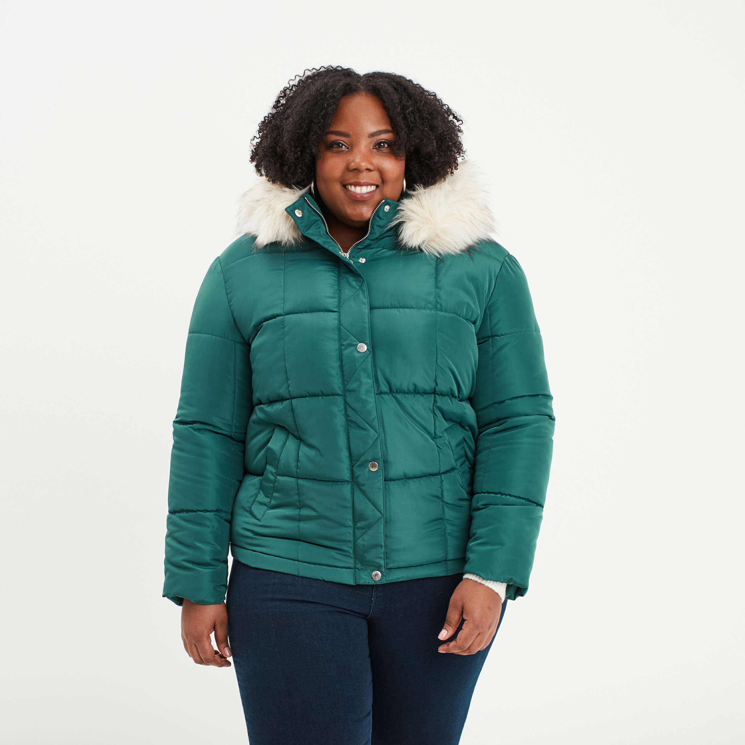 doudoune a capuche imitation fourrure vert canard femmegt Doudoune à capuche imitation fourrure vert canard femme grande taille