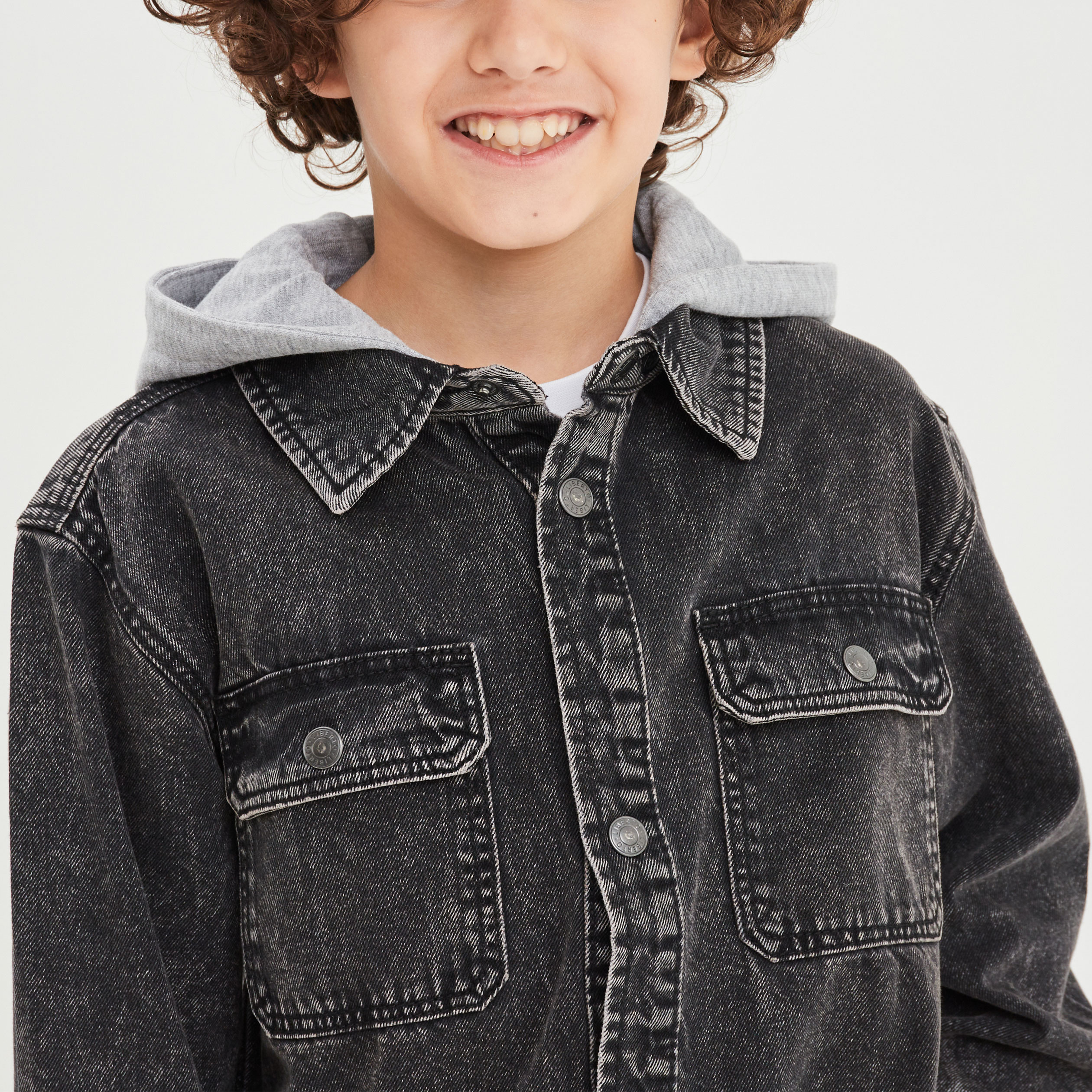 Chemise en jean &agrave; capuche Liberto denim noir gar&ccedil;on