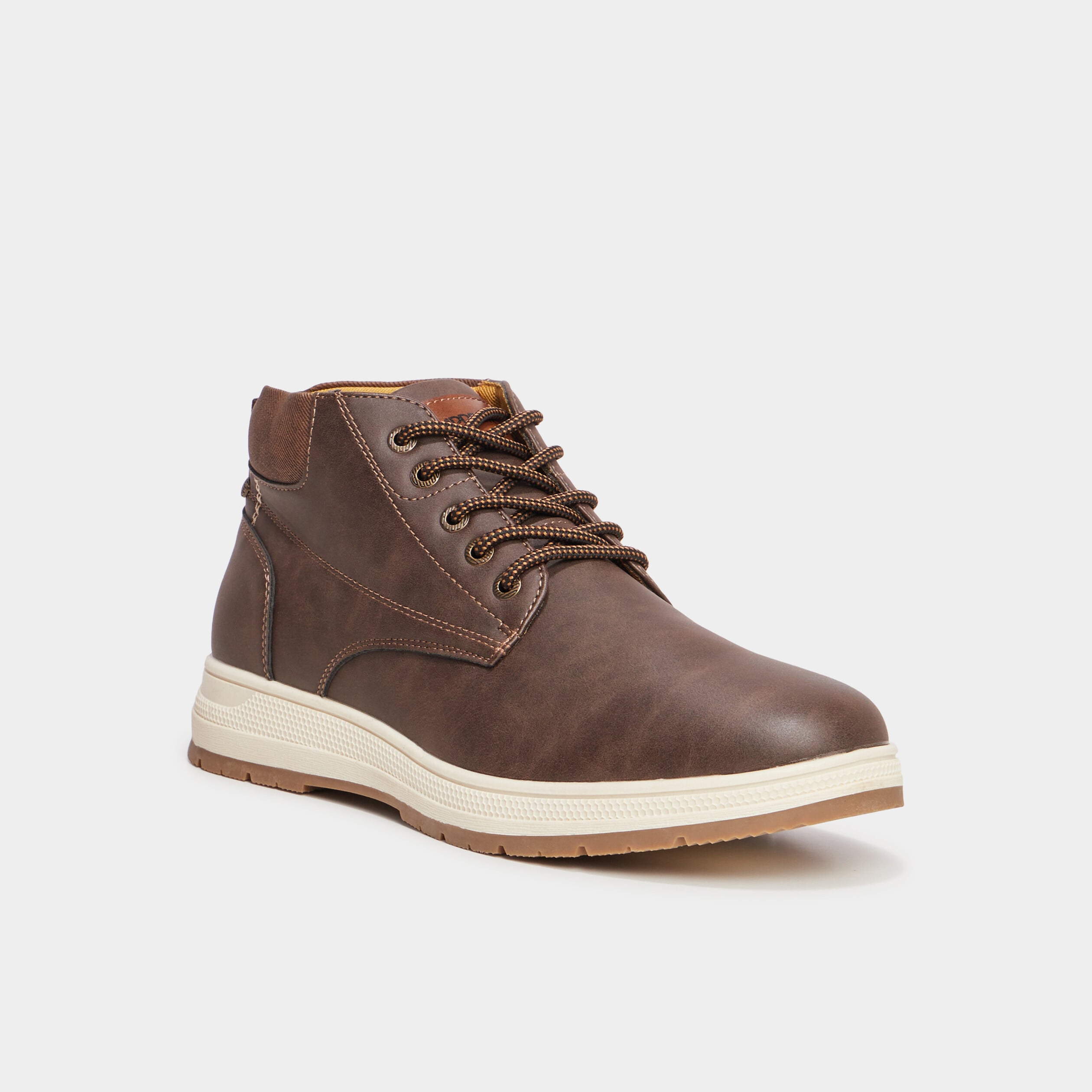 Baskets montantes &agrave; lacets marron homme