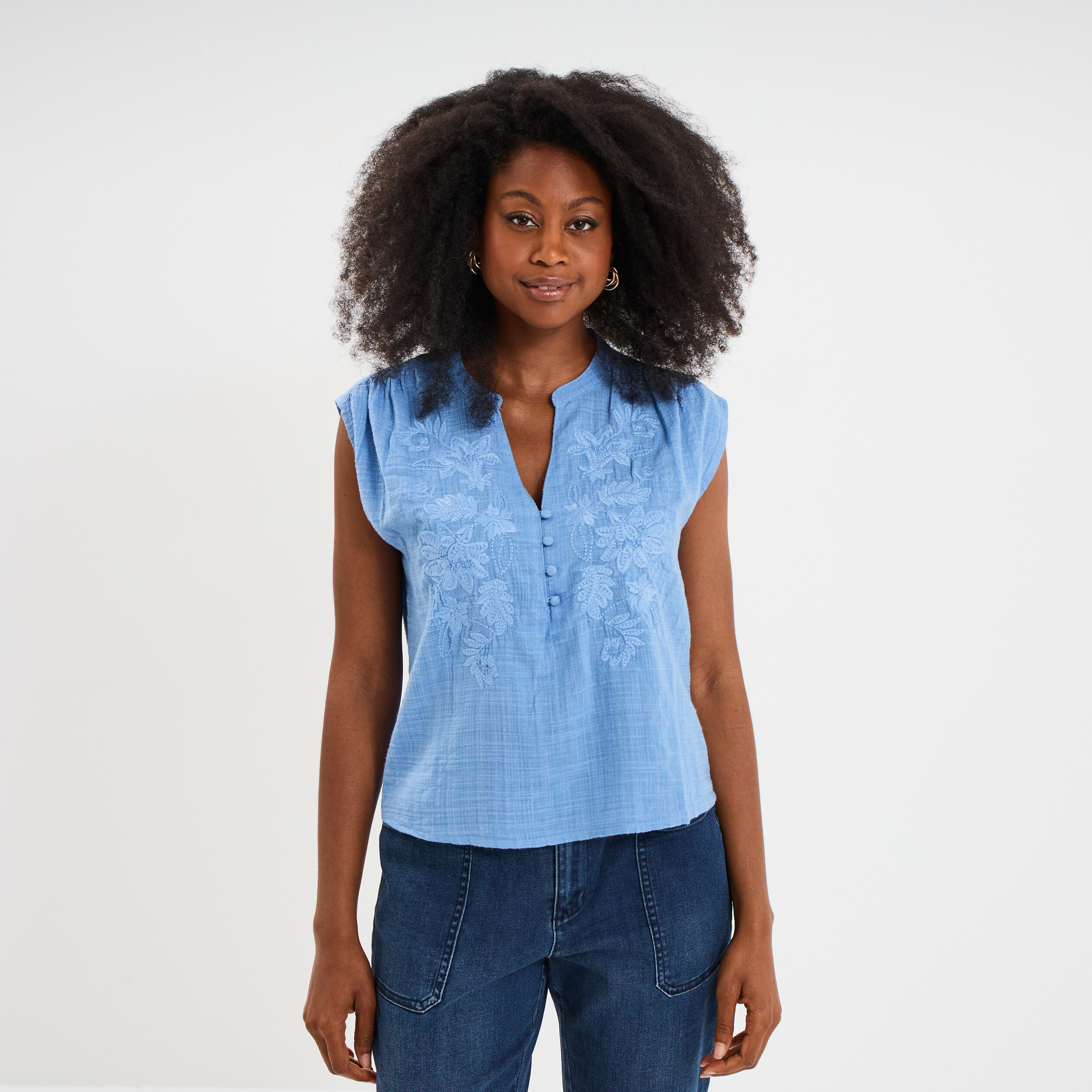 blouse col tunisien sans manches coton bleu clair femme Blouse col tunisien sans manches coton bleu clair femme