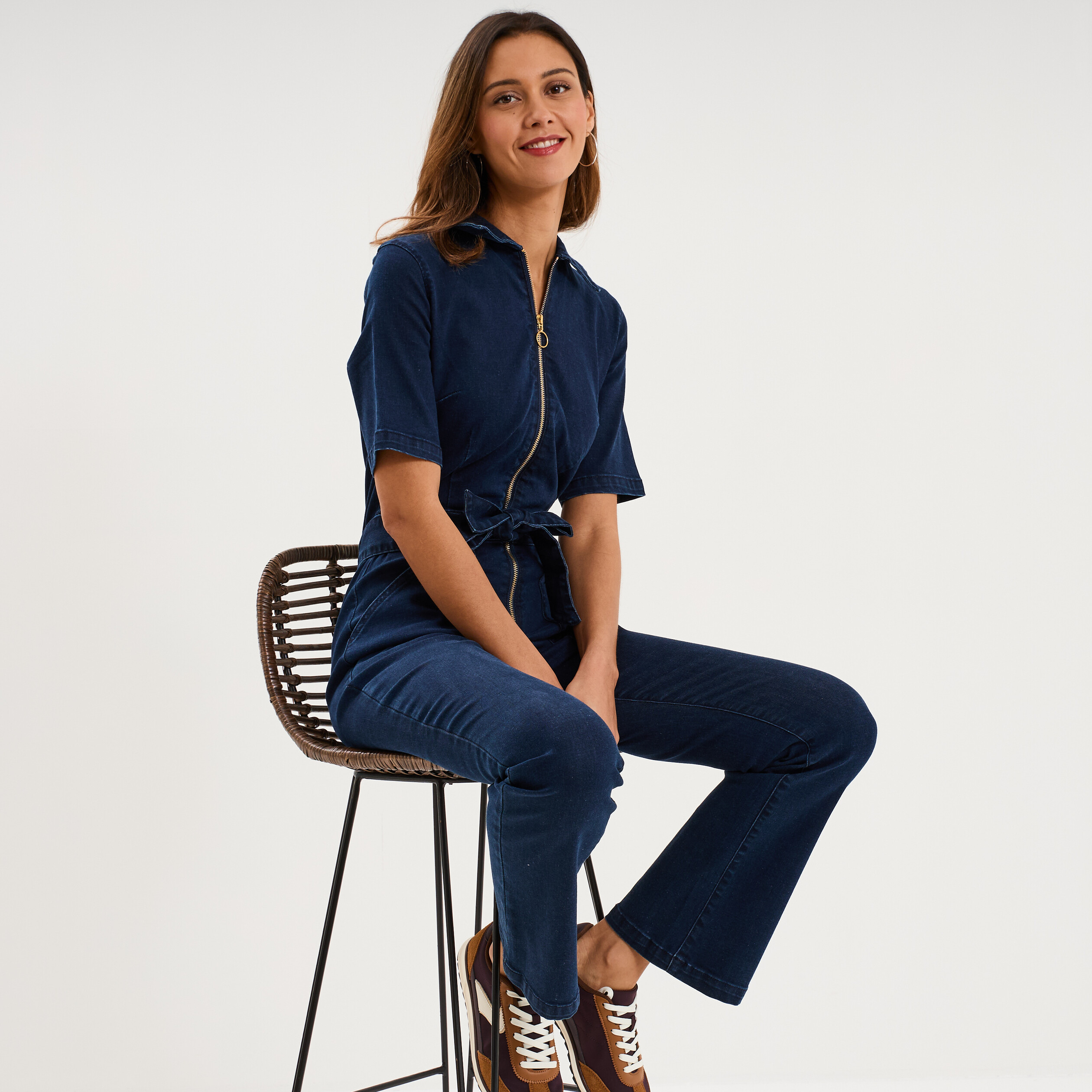 Combinaison pantalon en jean zipp&eacute;e denim brut femme