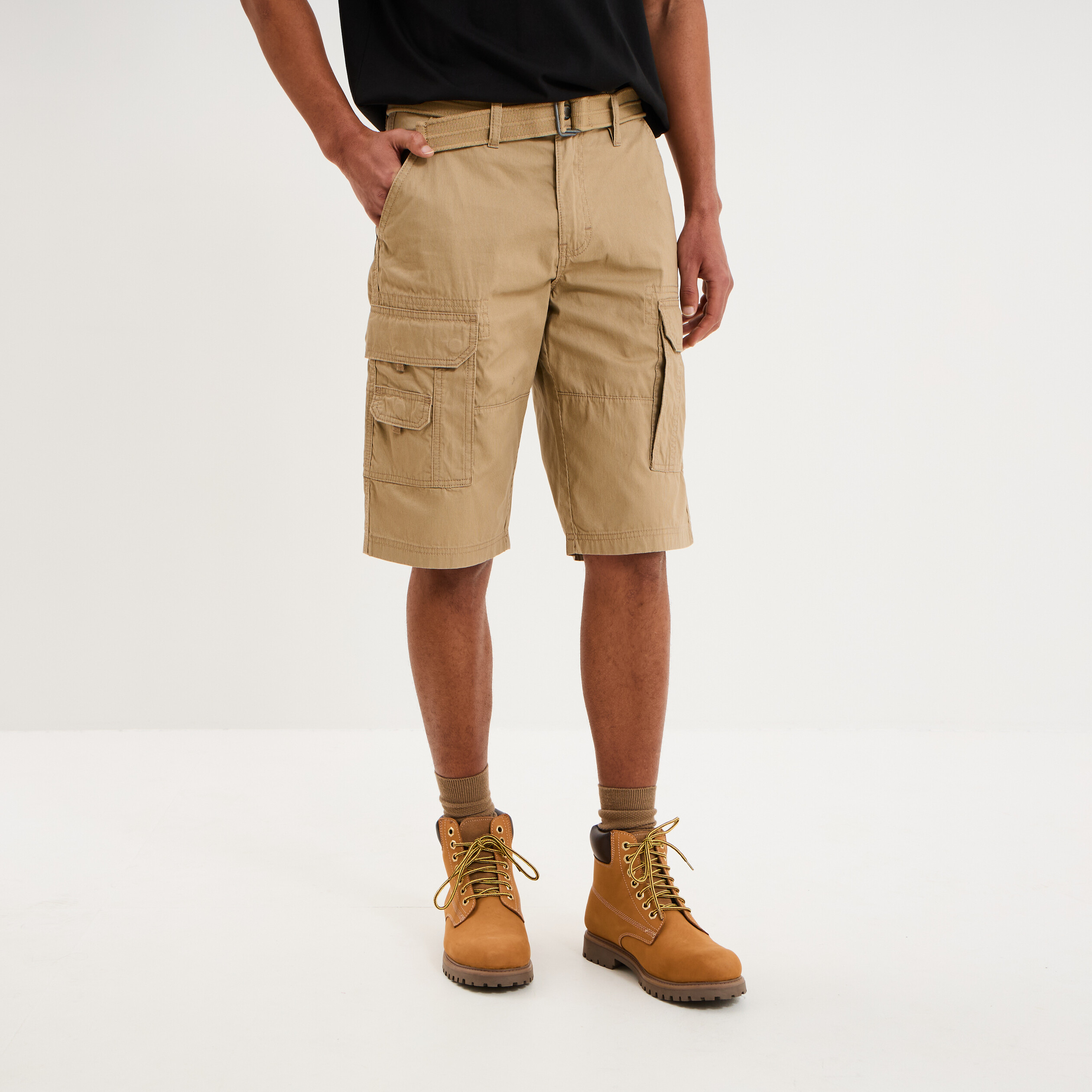 Bermuda cargo c&ocirc;tel&eacute; coton ceintur&eacute; beige homme