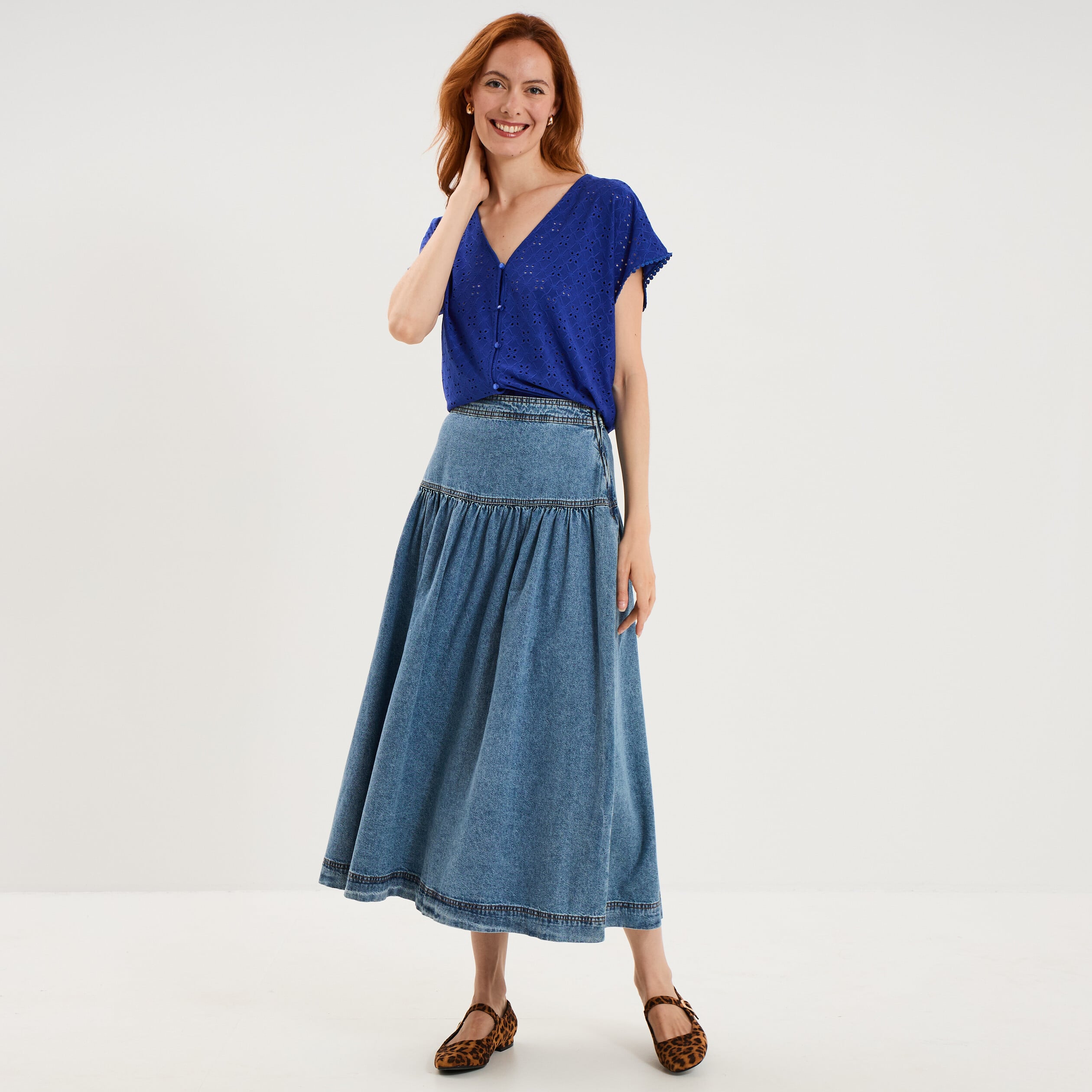 T-shirt dentelle avec boutons bleu electrique femme