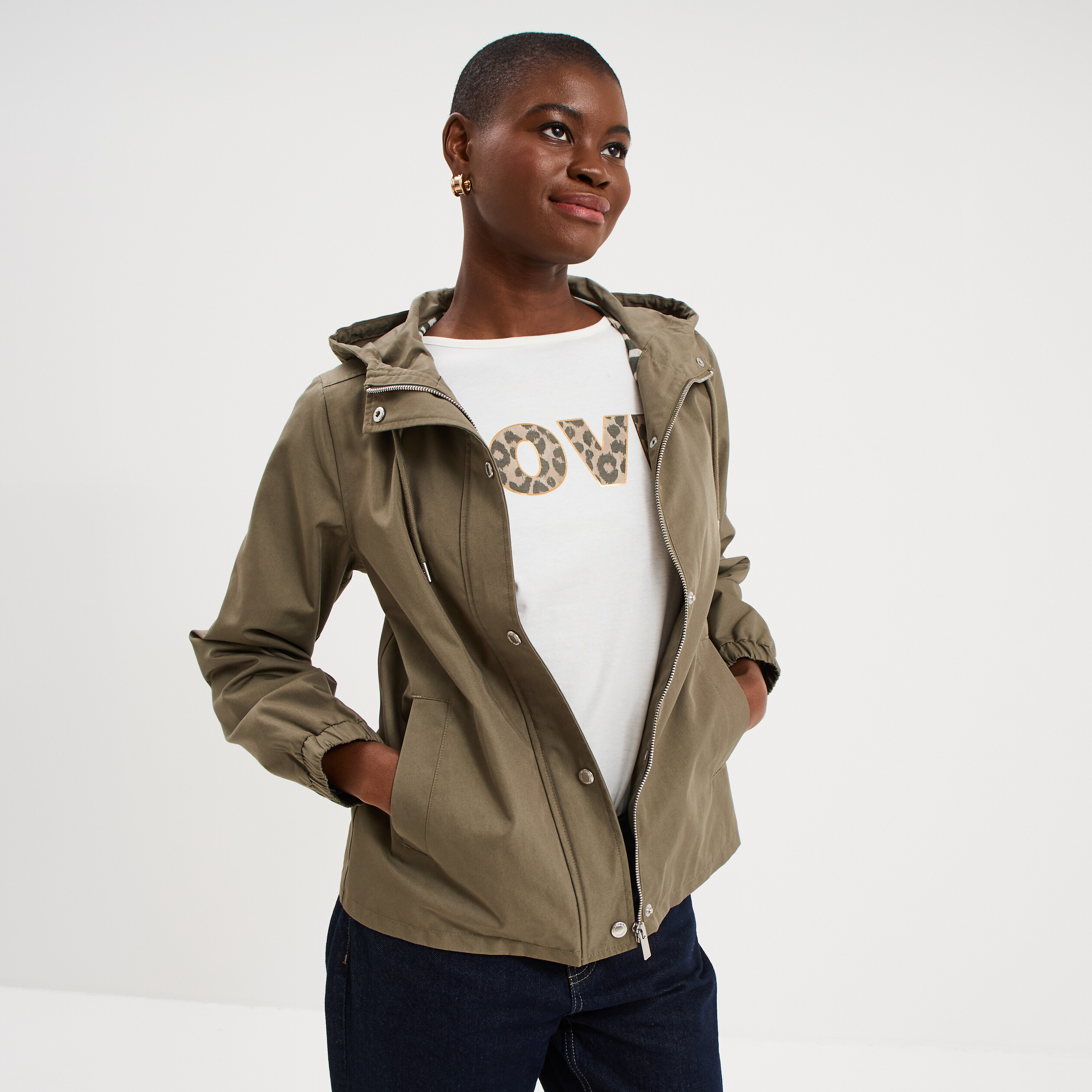 Parka courte imperm&eacute;able &agrave; capuche vert kaki femme