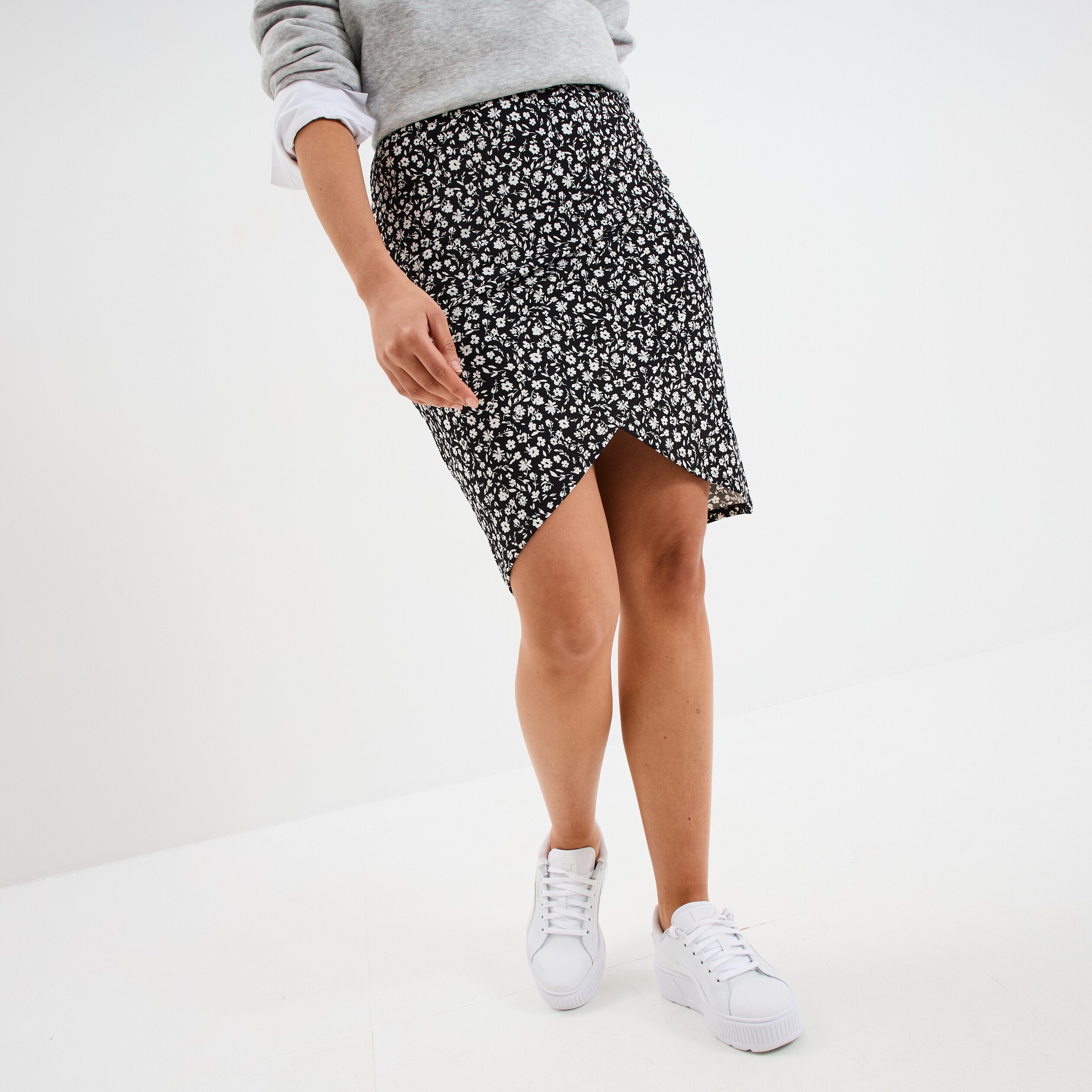jupe tulipe courte taille elastiquee noir femme Jupe tulipe courte taille élastiquée noir femme