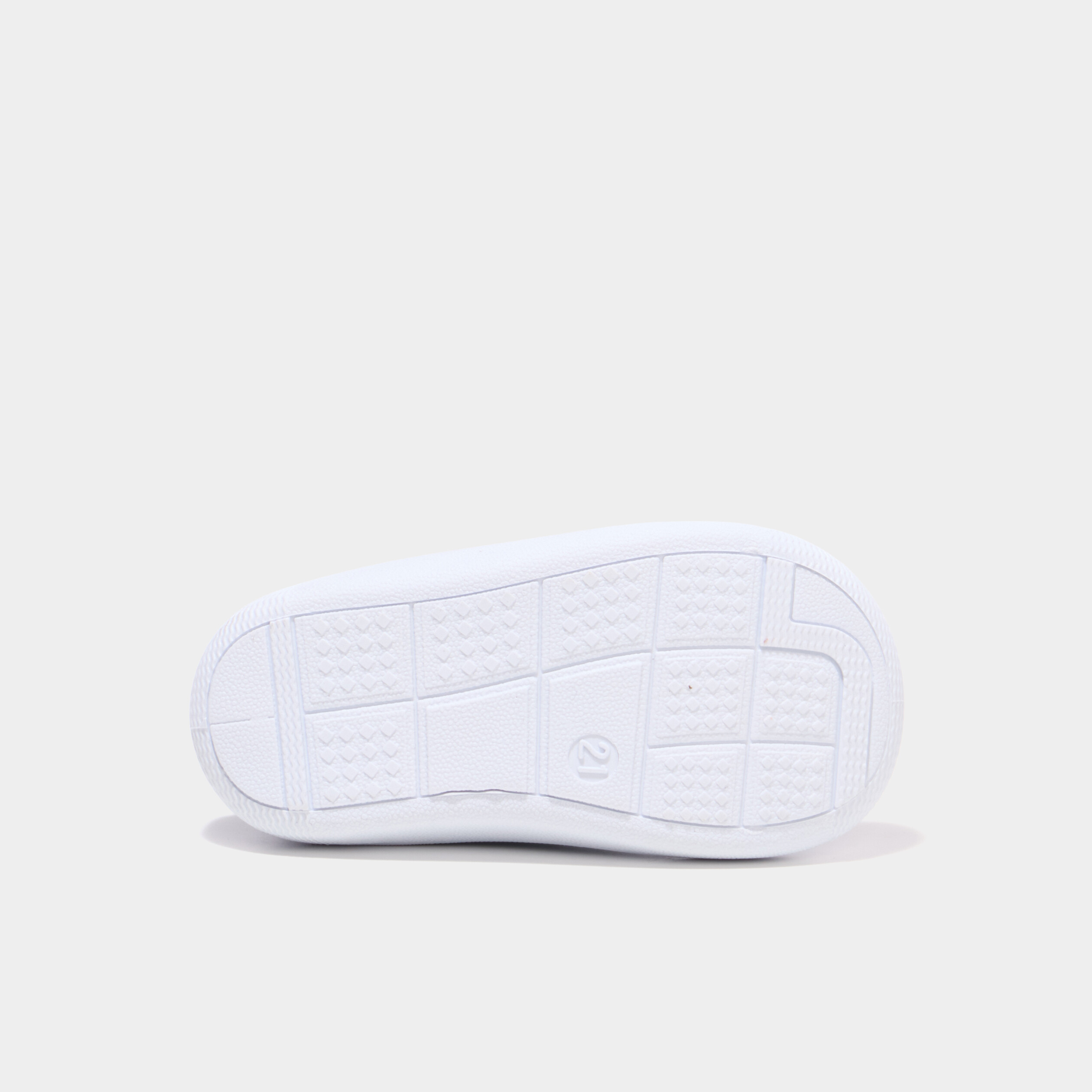 Baskets bout renforc&eacute; &agrave; semelle souple vert olive b&eacute;b&eacute; gar&ccedil;on