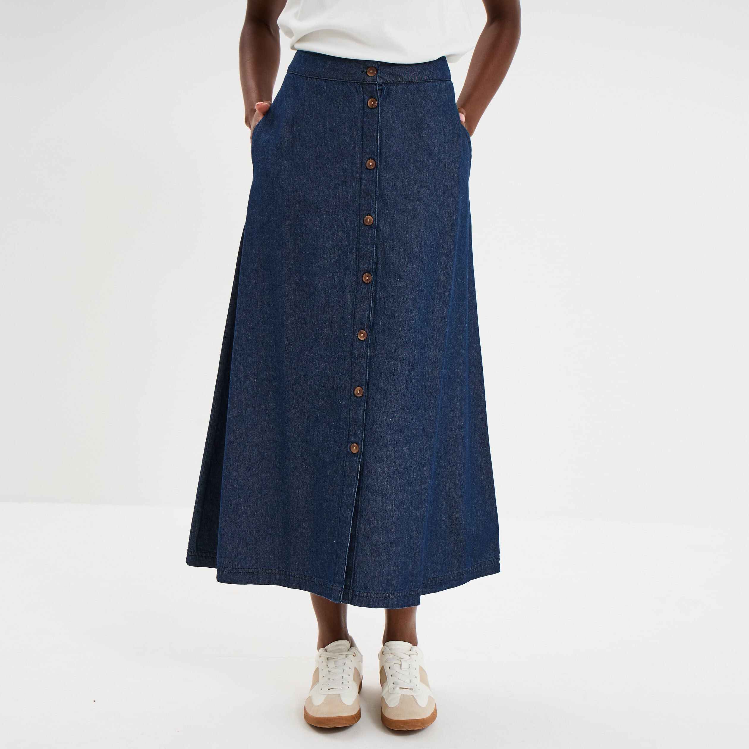 Jupe longue en jean boutonn&eacute;e coton denim brut femme