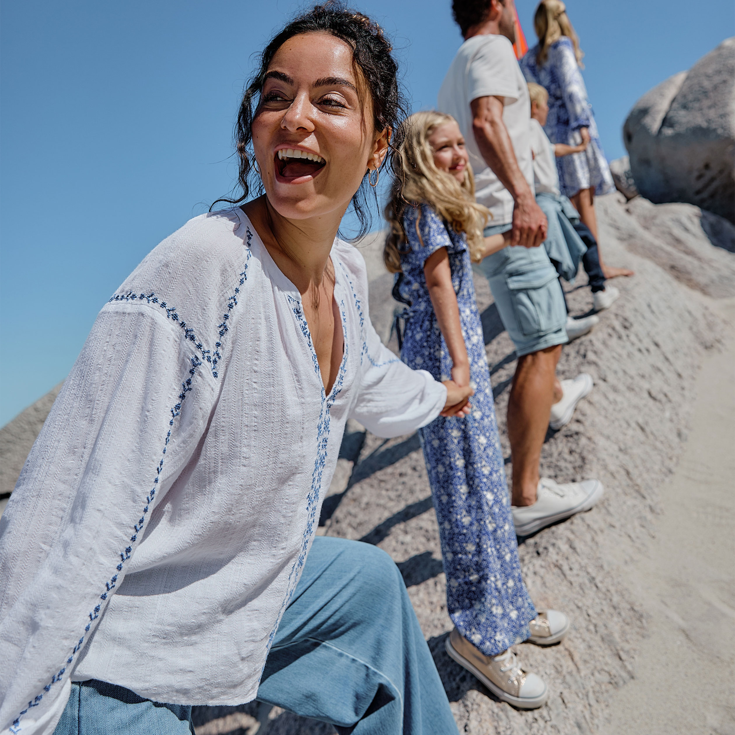 blouse brodee manches longues coton blanc femme Blouse brodée manches longues coton blanc femme