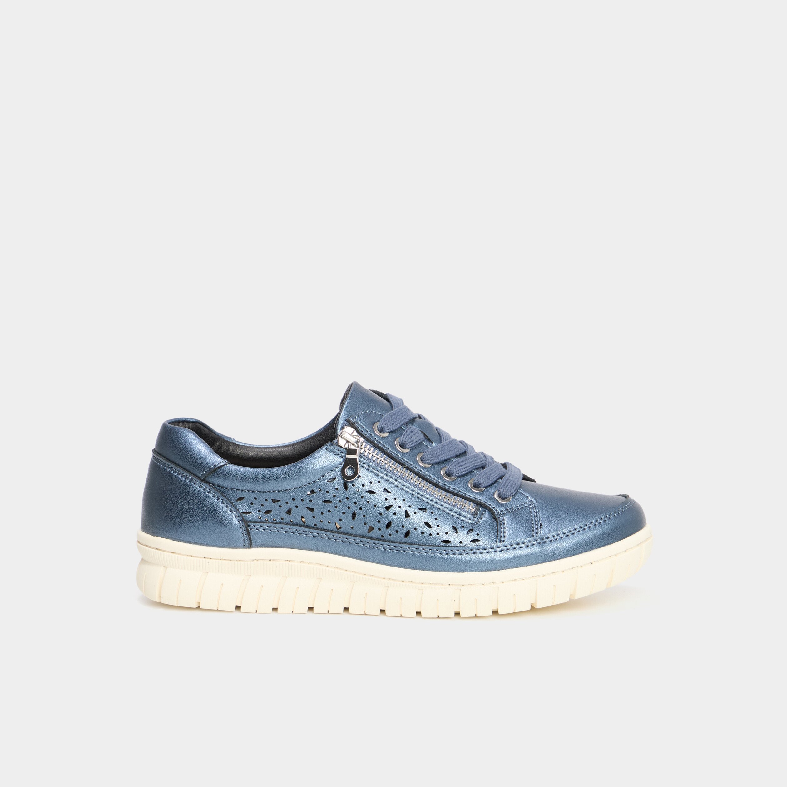 tennis basses perforees a lacets bleu marine femme Tennis basses perforées à lacets bleu marine femme