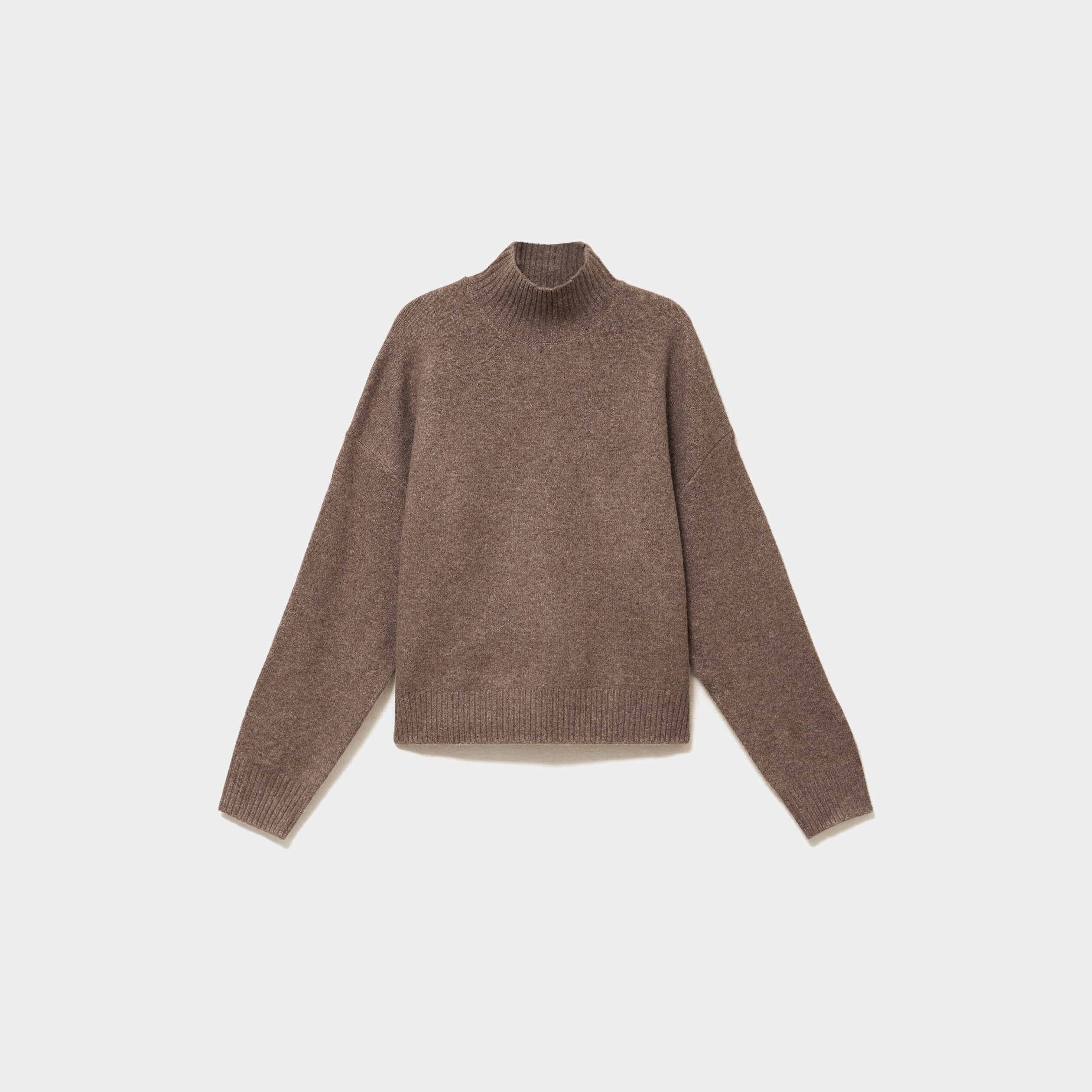 Pull droit avec col montant taupe femme