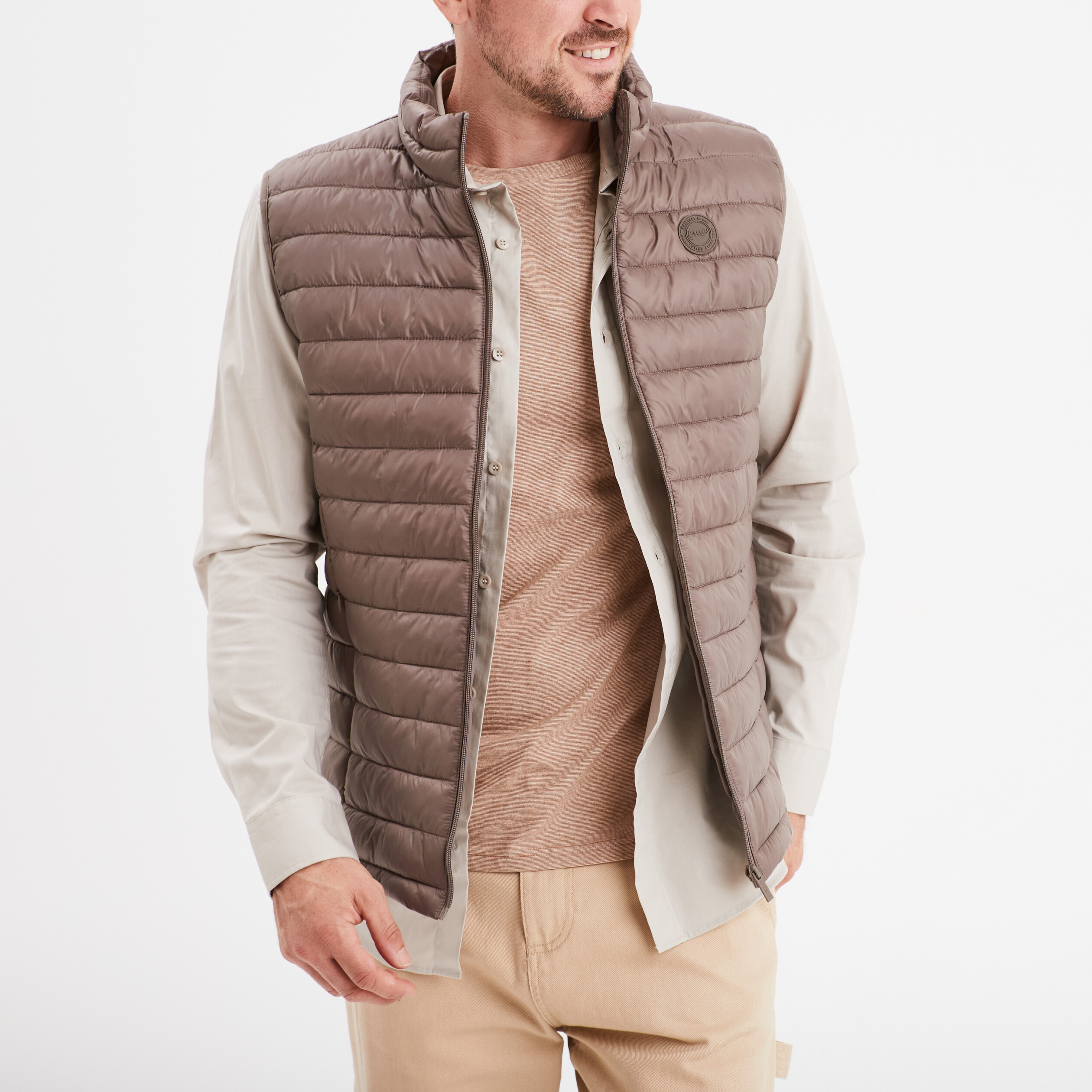 Doudoune sans manches l&eacute;g&egrave;re d&eacute;perlante taupe homme