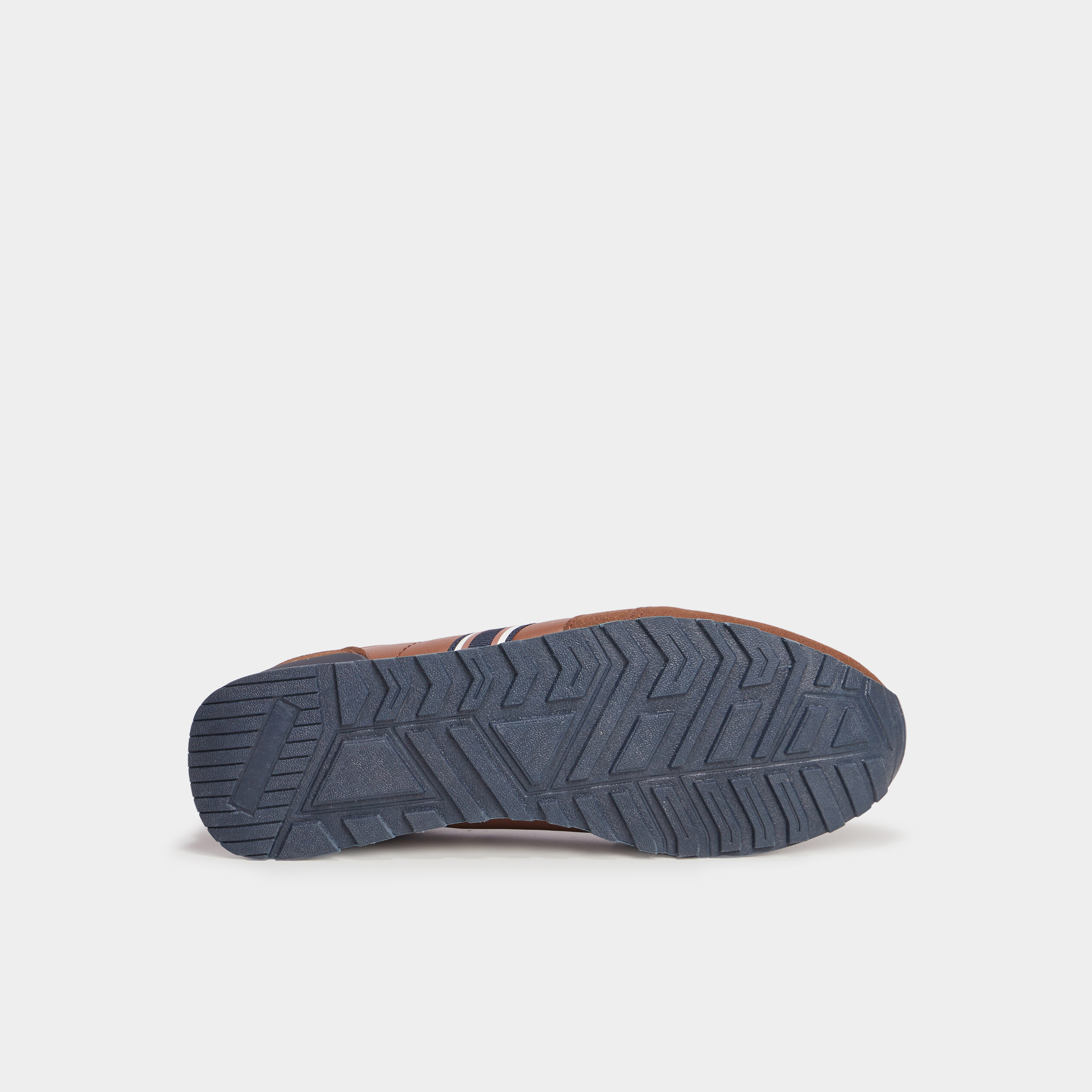 baskets running a lacets marron homme Baskets running à lacets marron homme