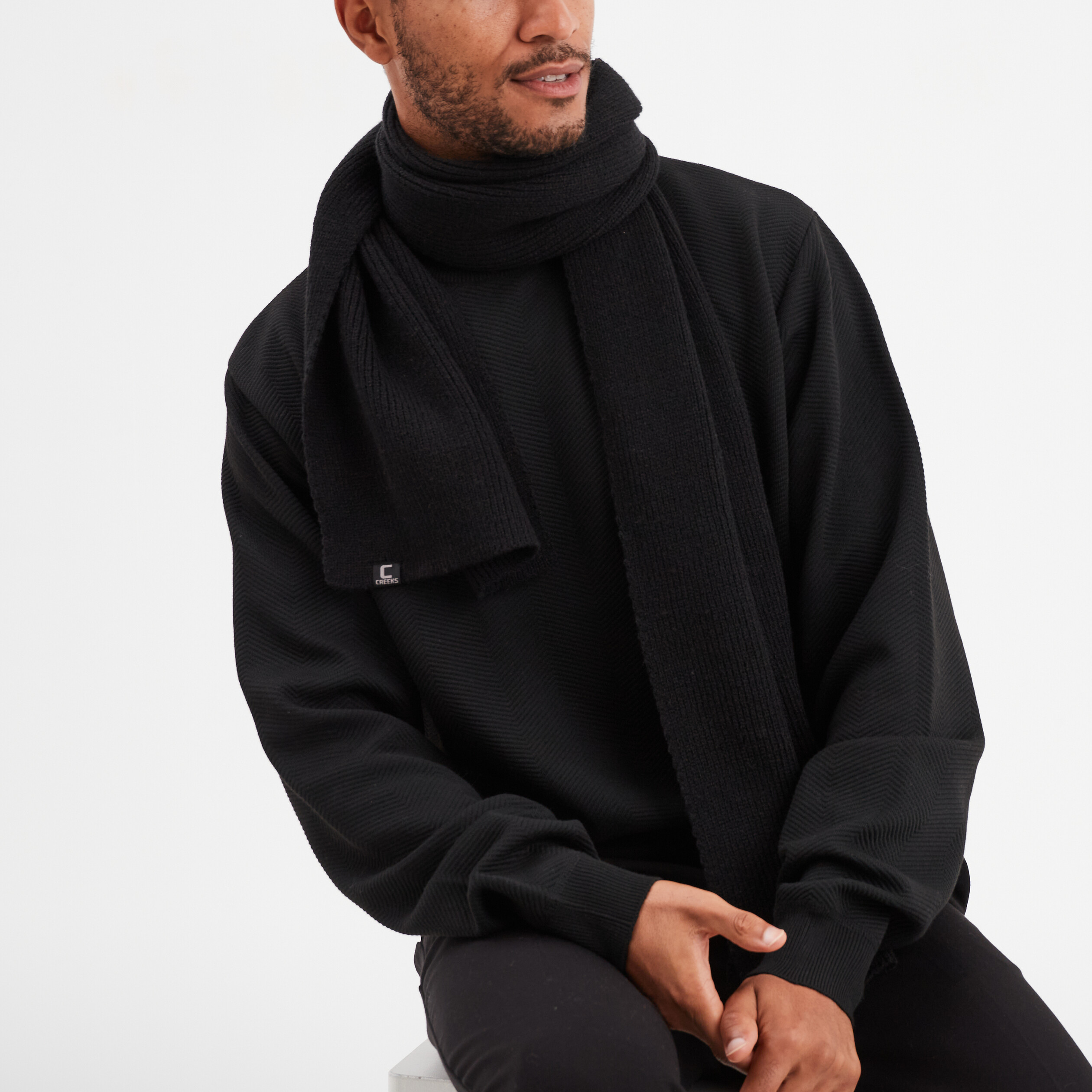 &Eacute;charpe tricot&eacute;e noir homme
