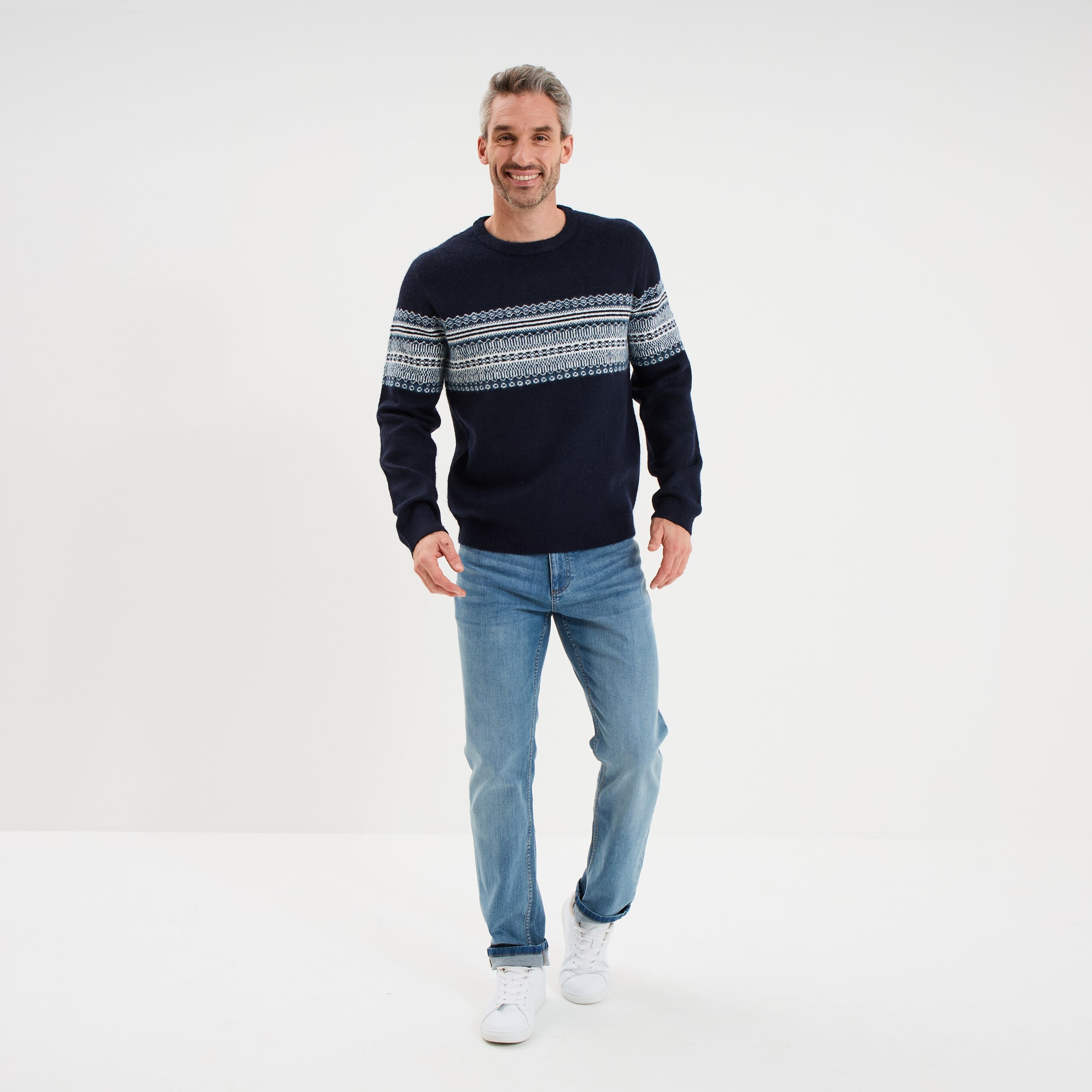 Pull jacquard col rond manches longues bleu fonc&eacute; homme
