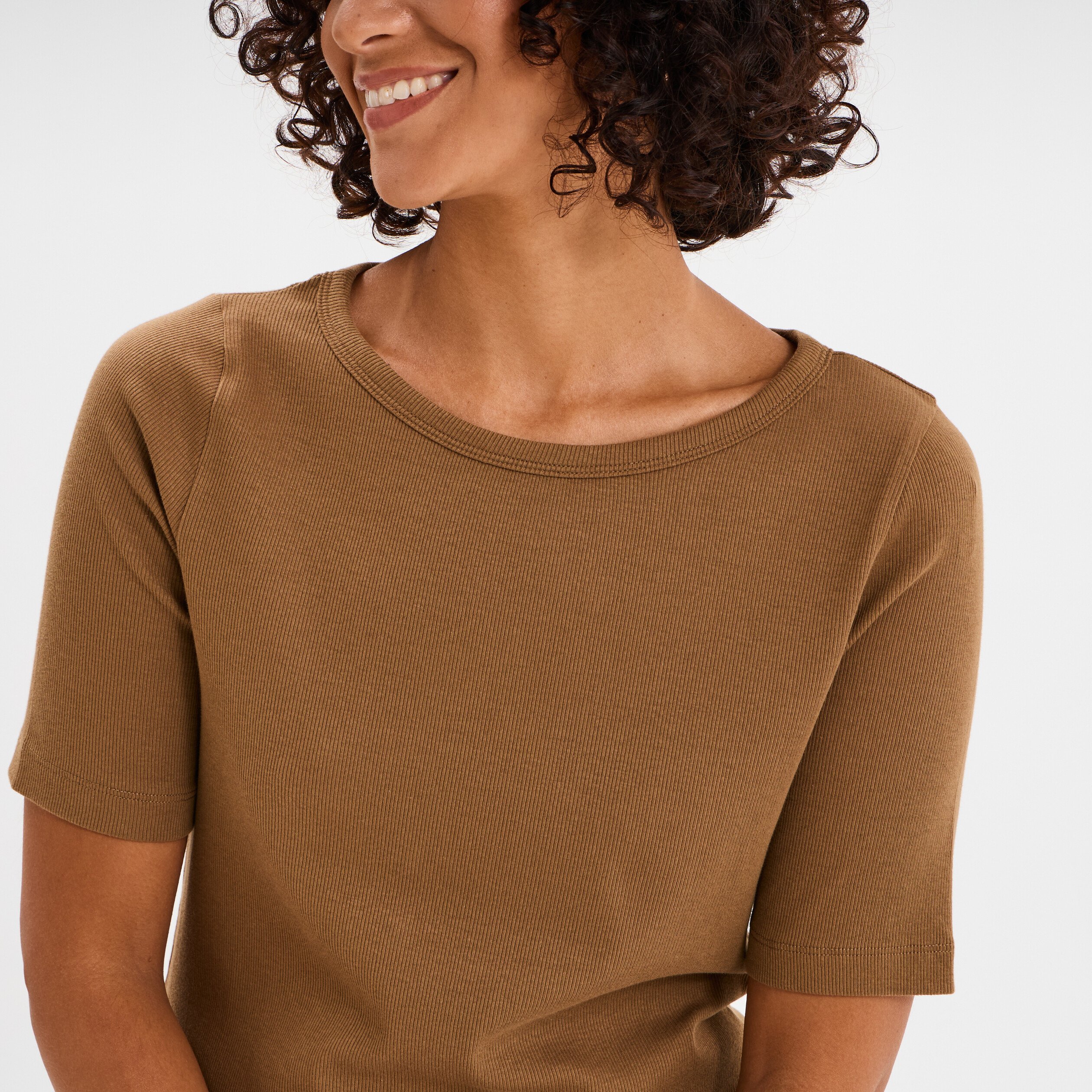 T-shirt col rond manches courtes coton beige femme