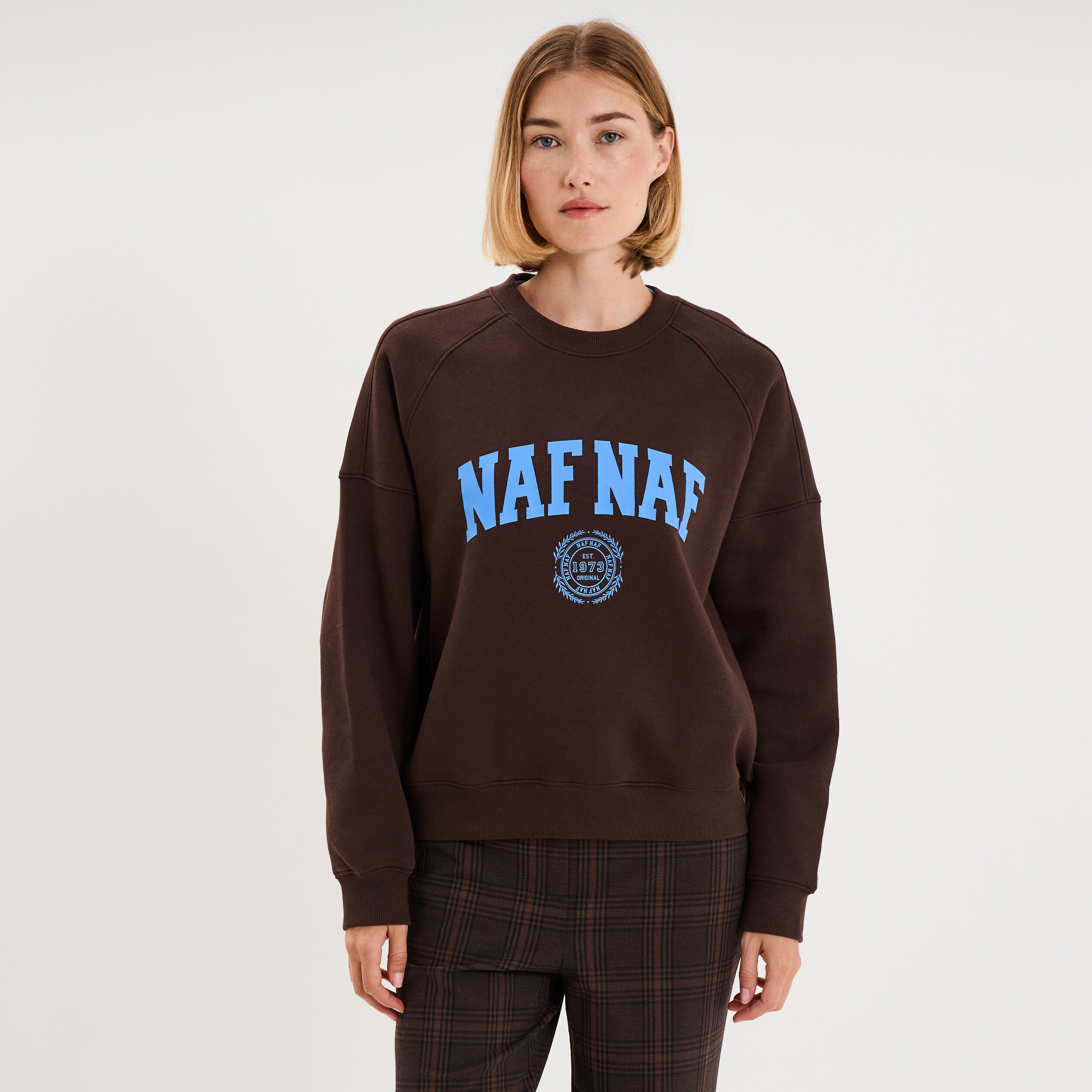 Sweat oversize logo NAF NAF brod&eacute; marron fonc&eacute; femme