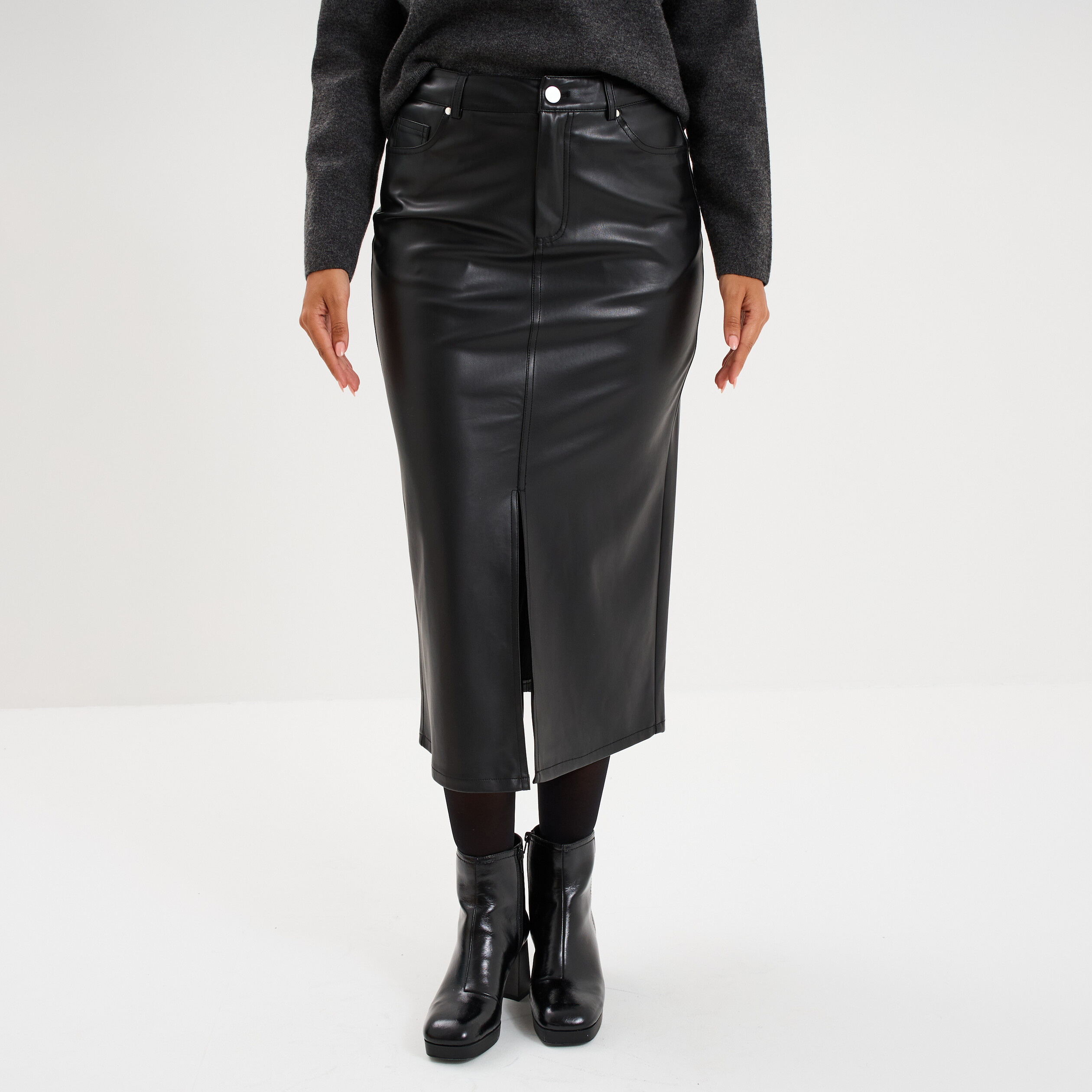 Jupe longue fendue en simili cuir noir femme