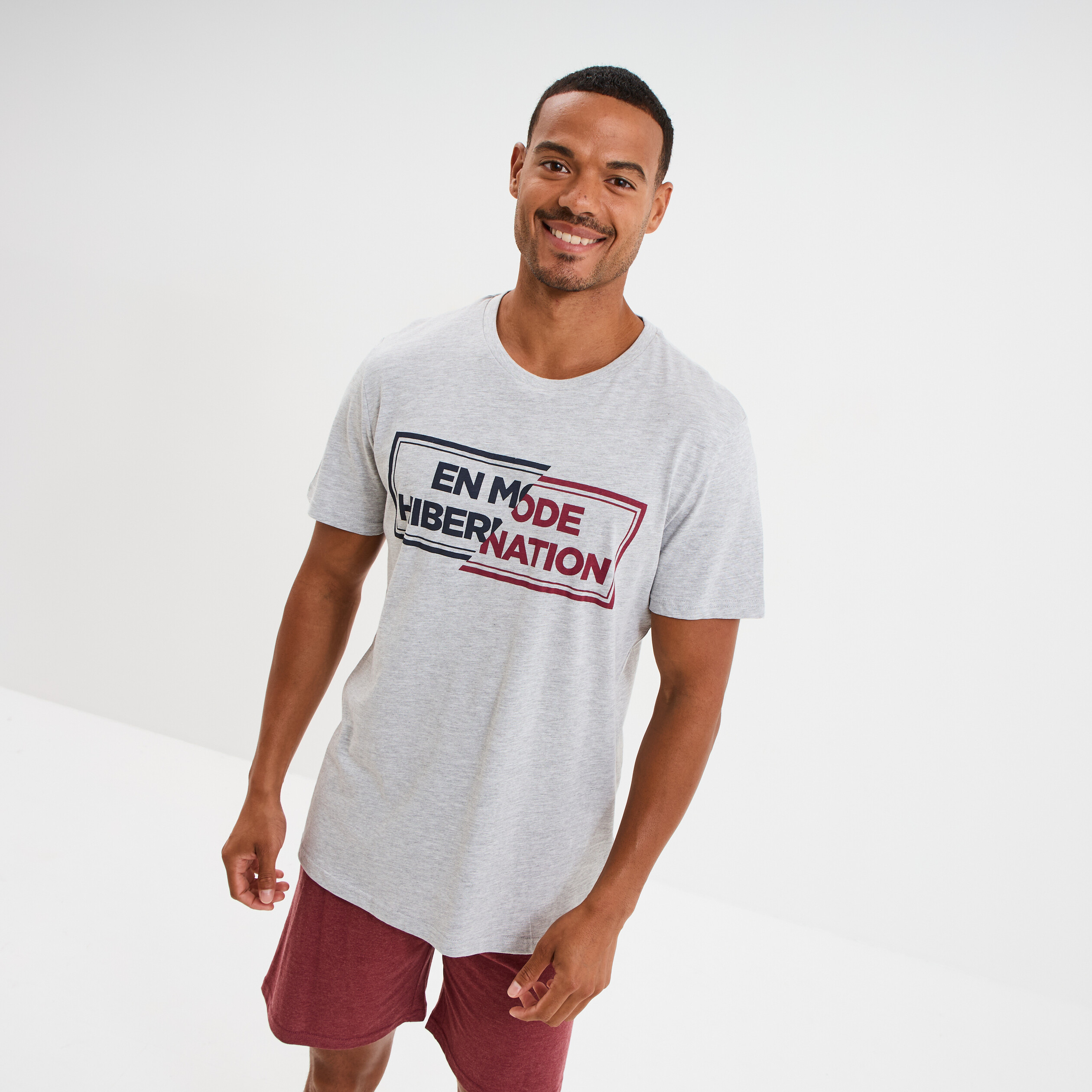 ensemble pyjama short et t shirt gris clair homme Ensemble pyjama short et t-shirt gris clair homme
