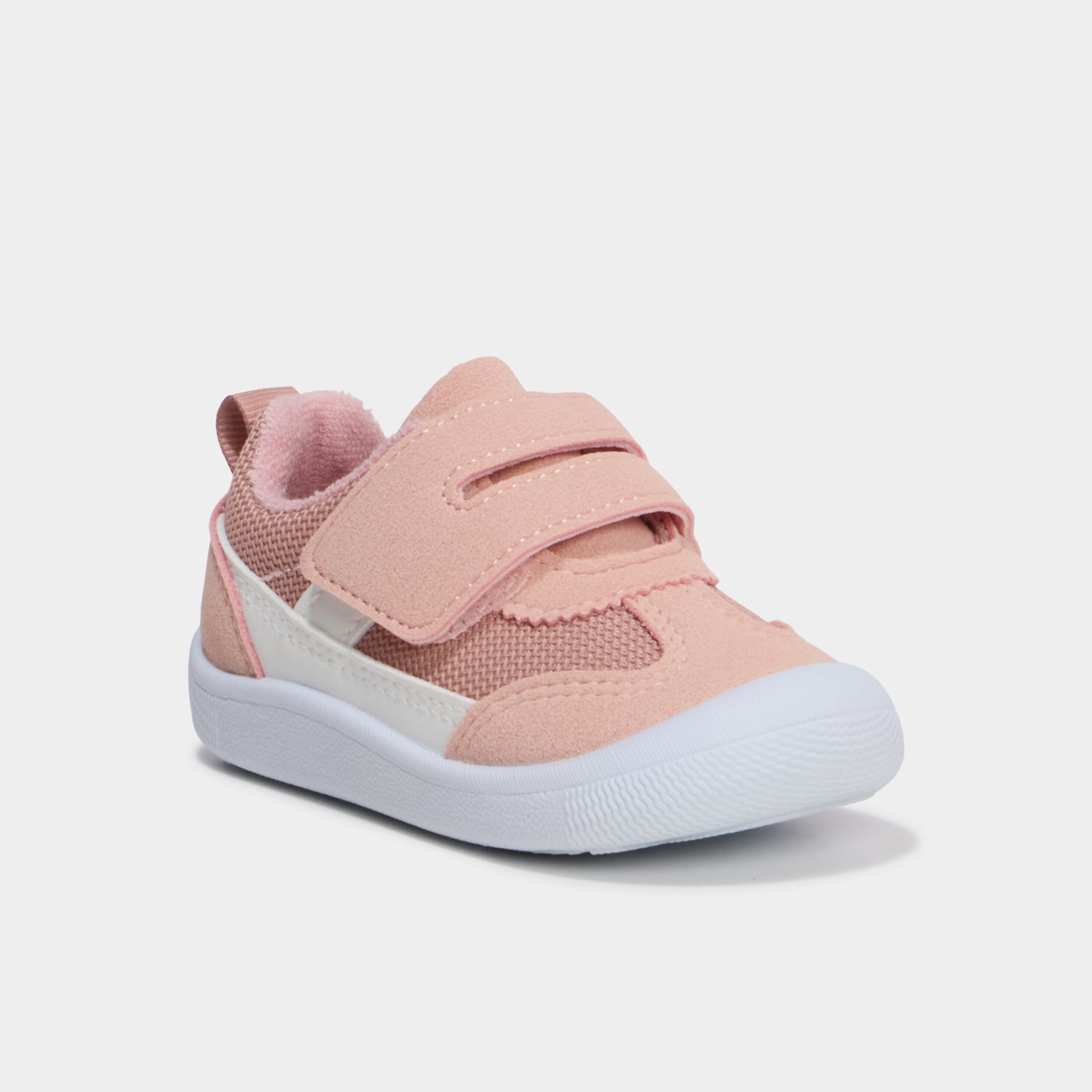 Baskets basses &agrave; semelles souples rose b&eacute;b&eacute; fille