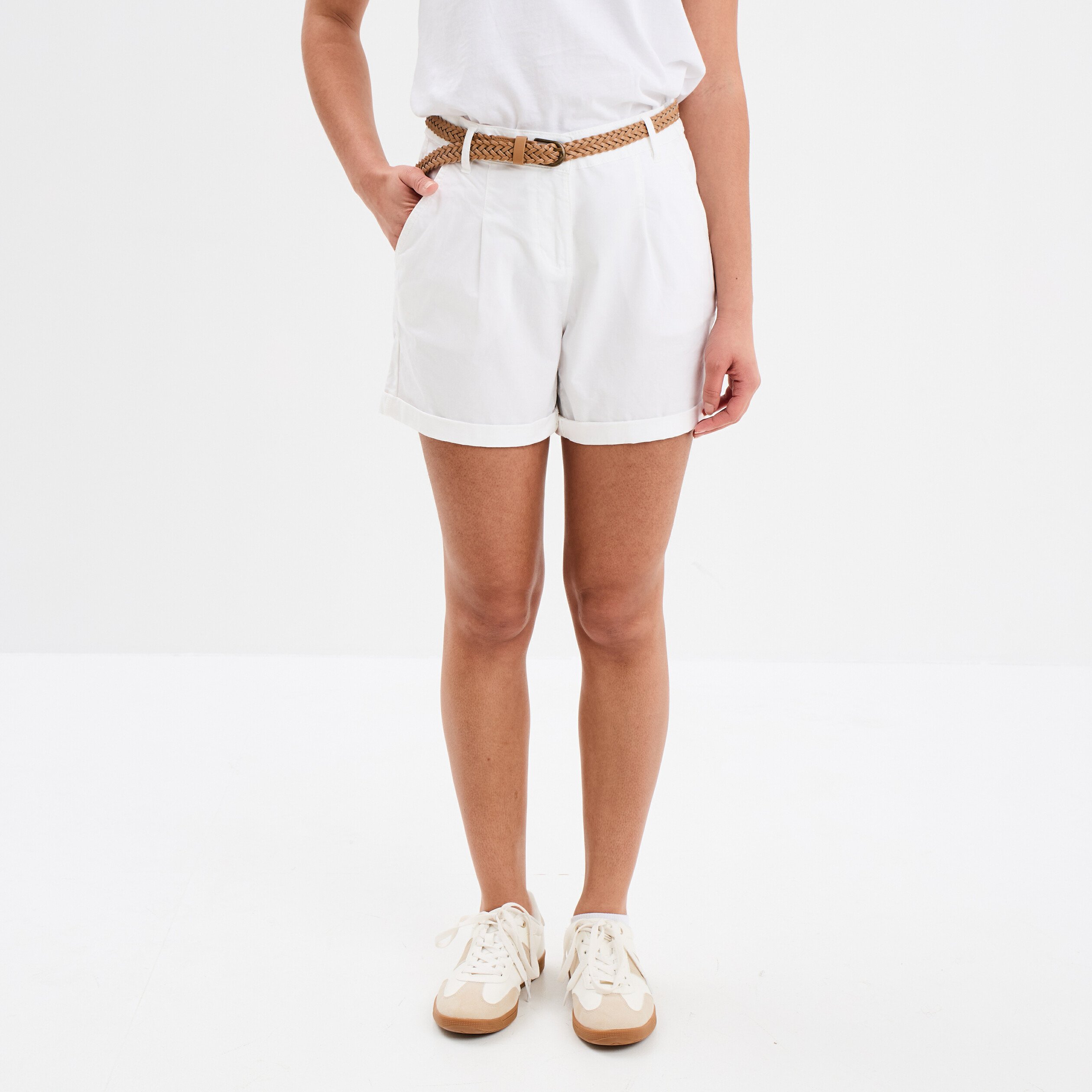 short chino ceinture tressee blanc femme Short chino ceinture tressée blanc femme