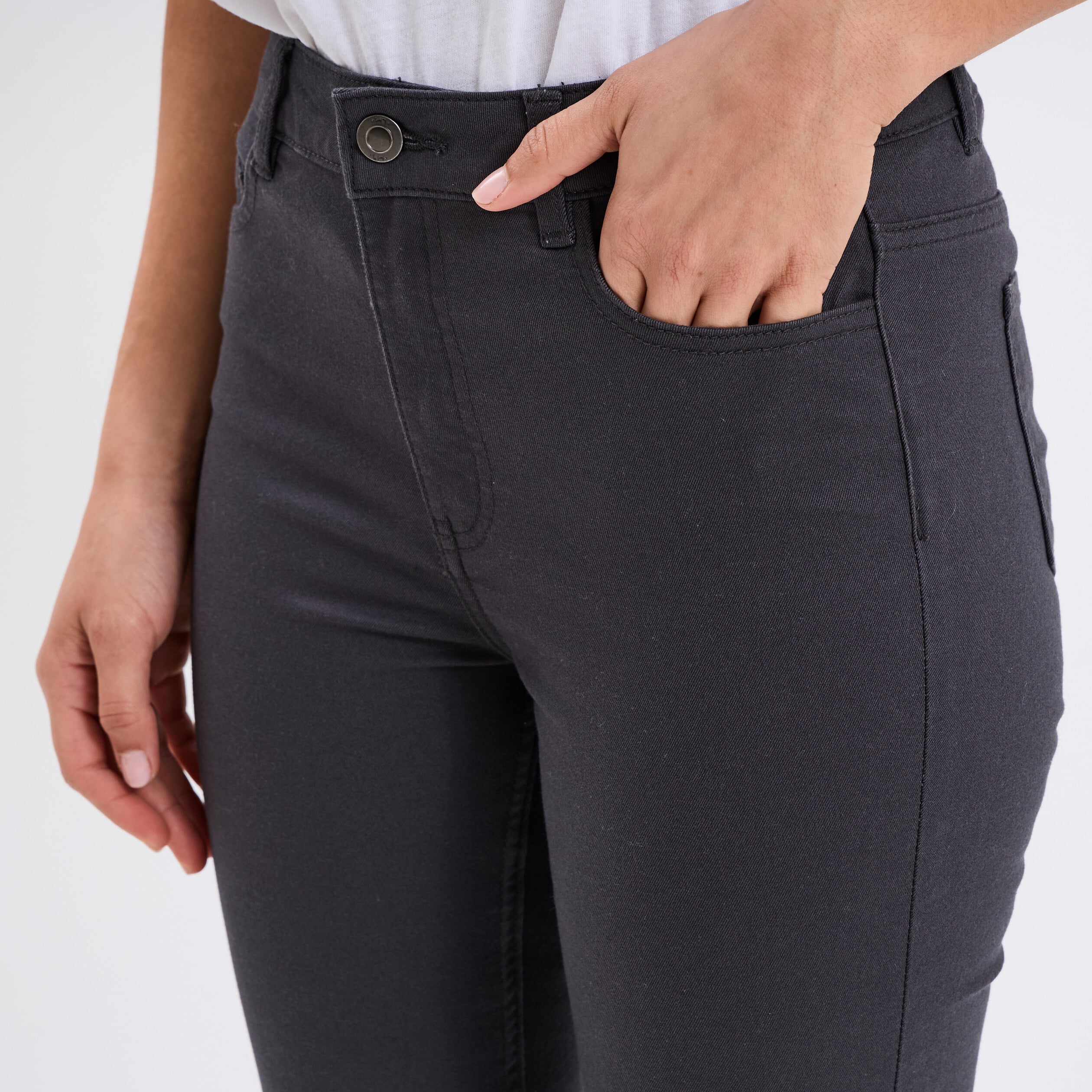Pantalon slim stretch gris fonc&eacute; femme