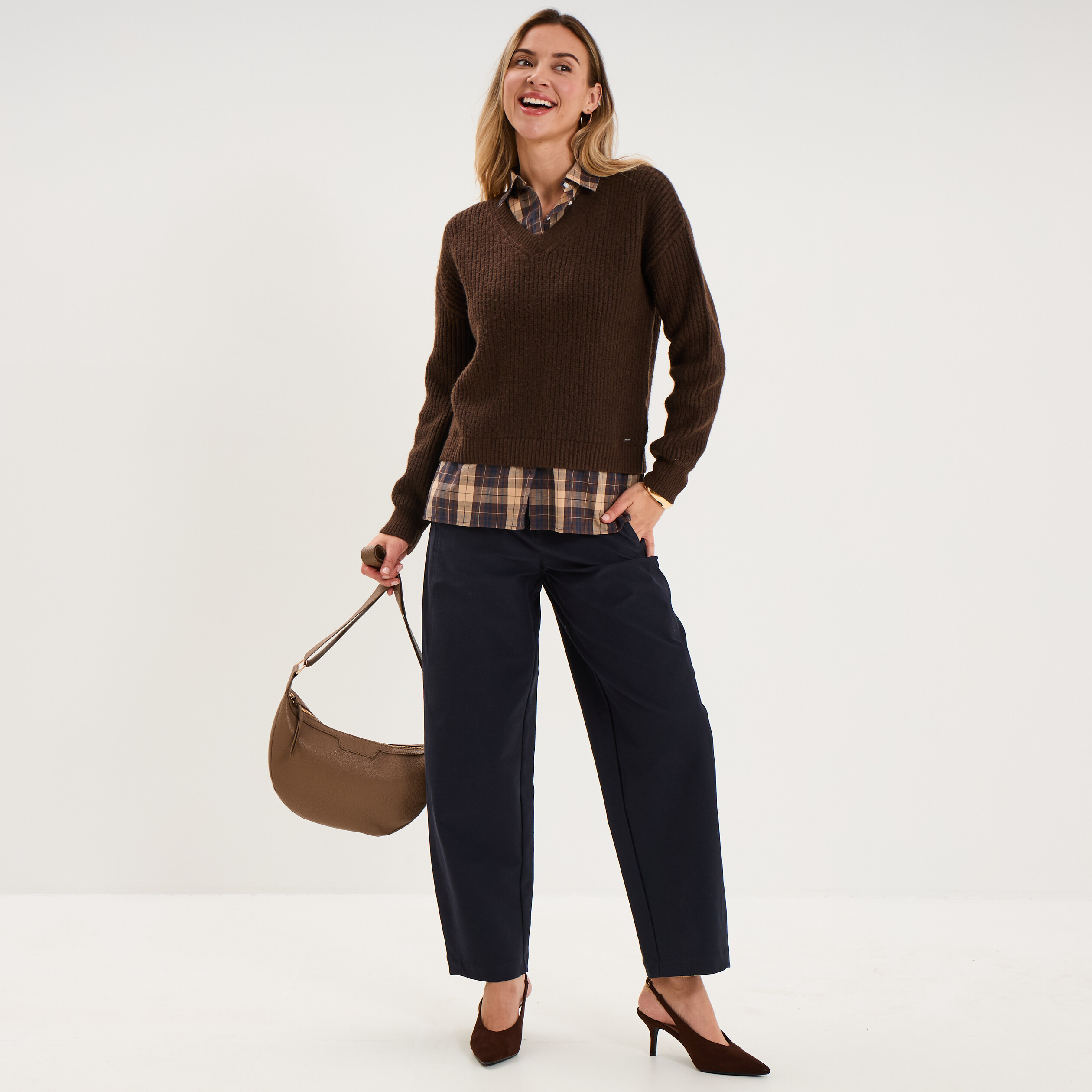 Pull 2-en-1 col chemise manches longues marron fonc&eacute; femme
