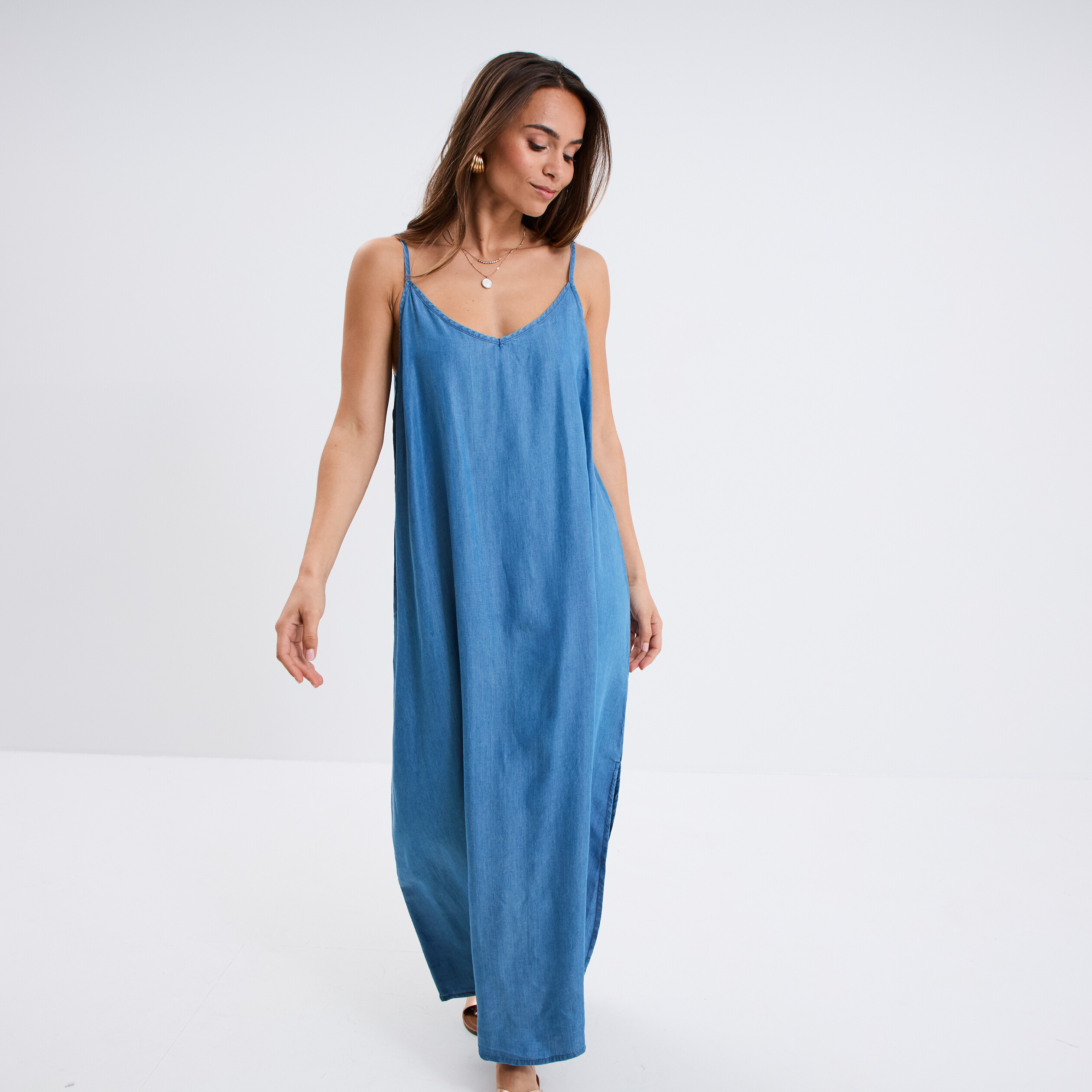 robe longue en jean col en v denim double stone femme Robe longue en jean col en V denim double stone femme