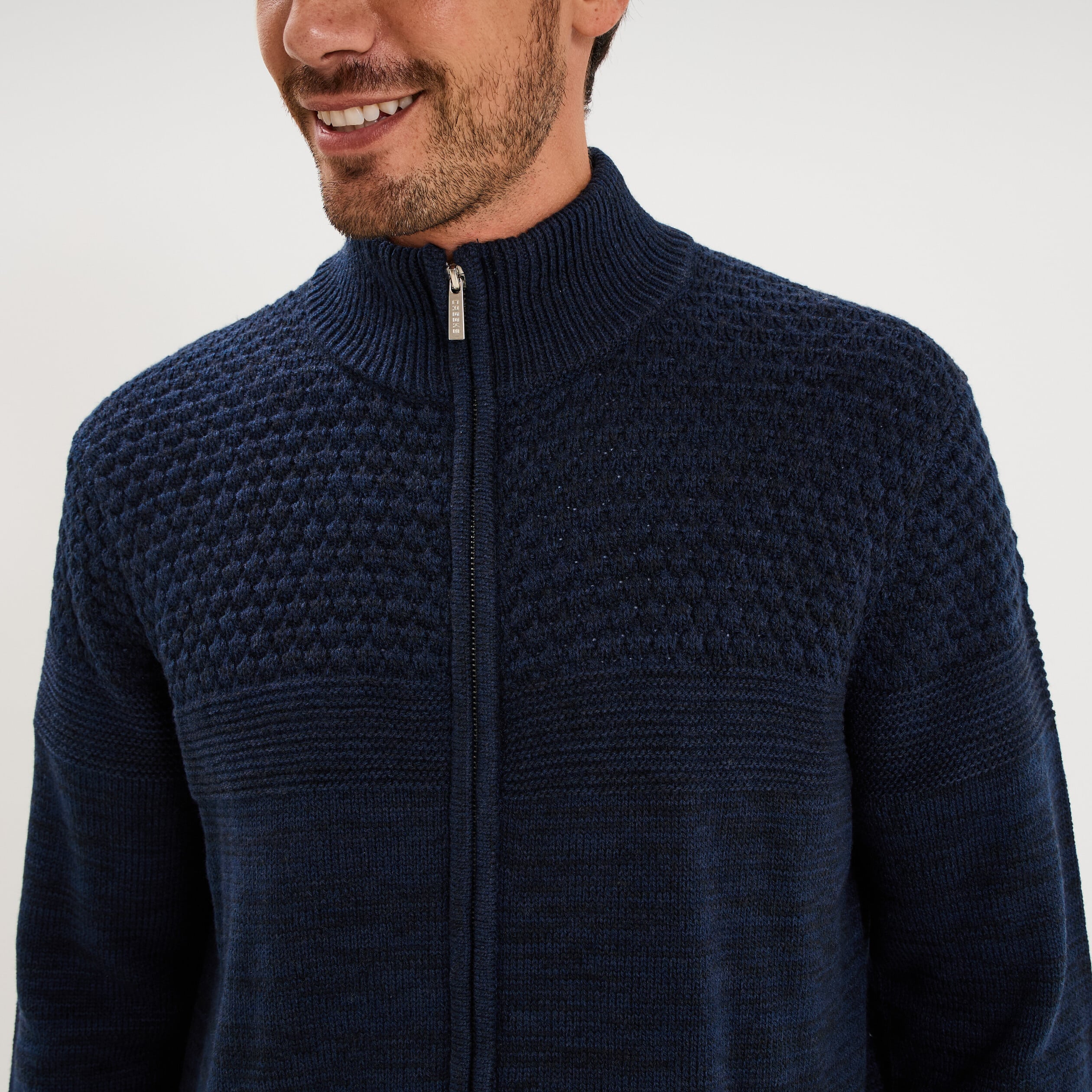 Gilet zipp&eacute; col montant manches longues bleu marine homme
