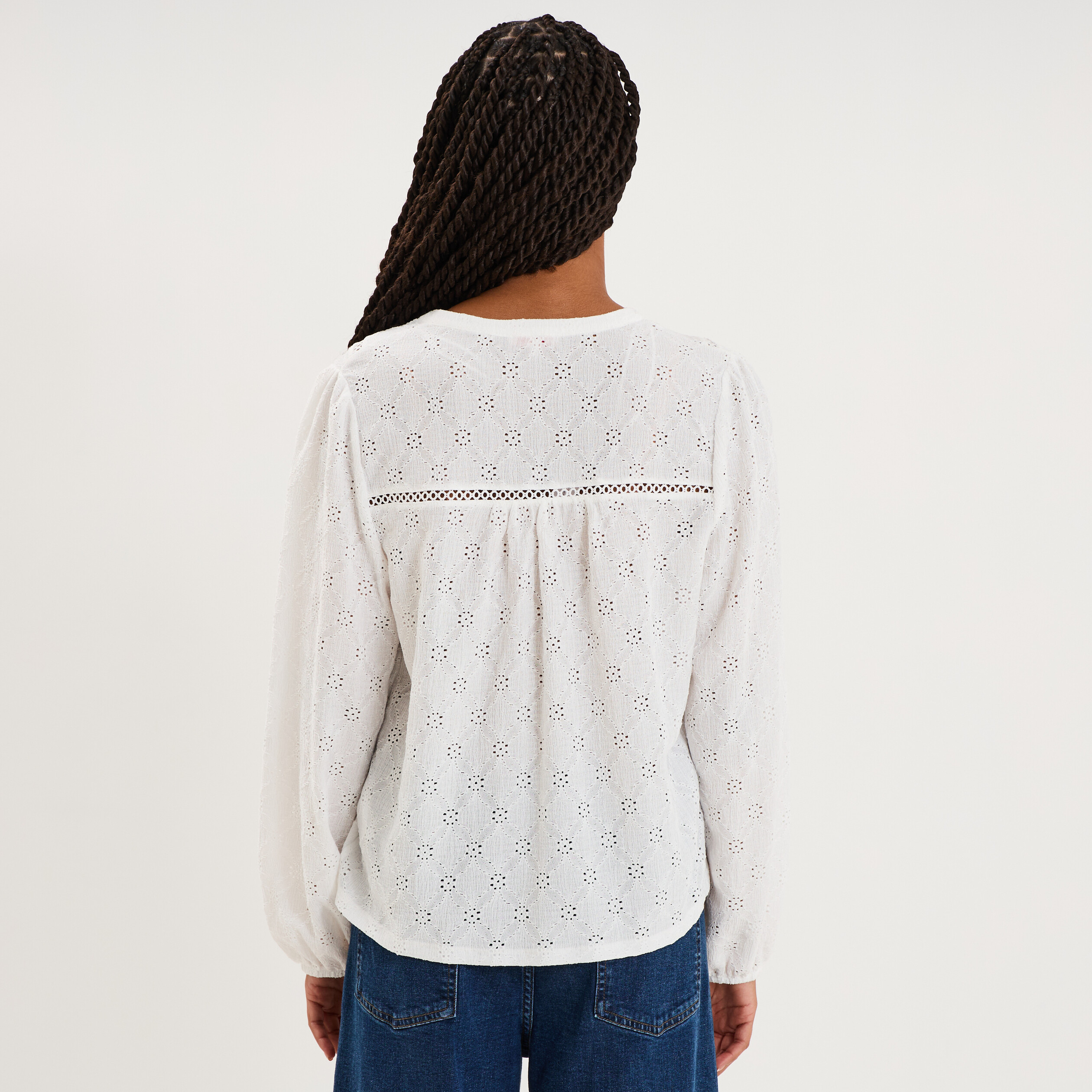 Blouse broderie anglaise manches longues blanc femme