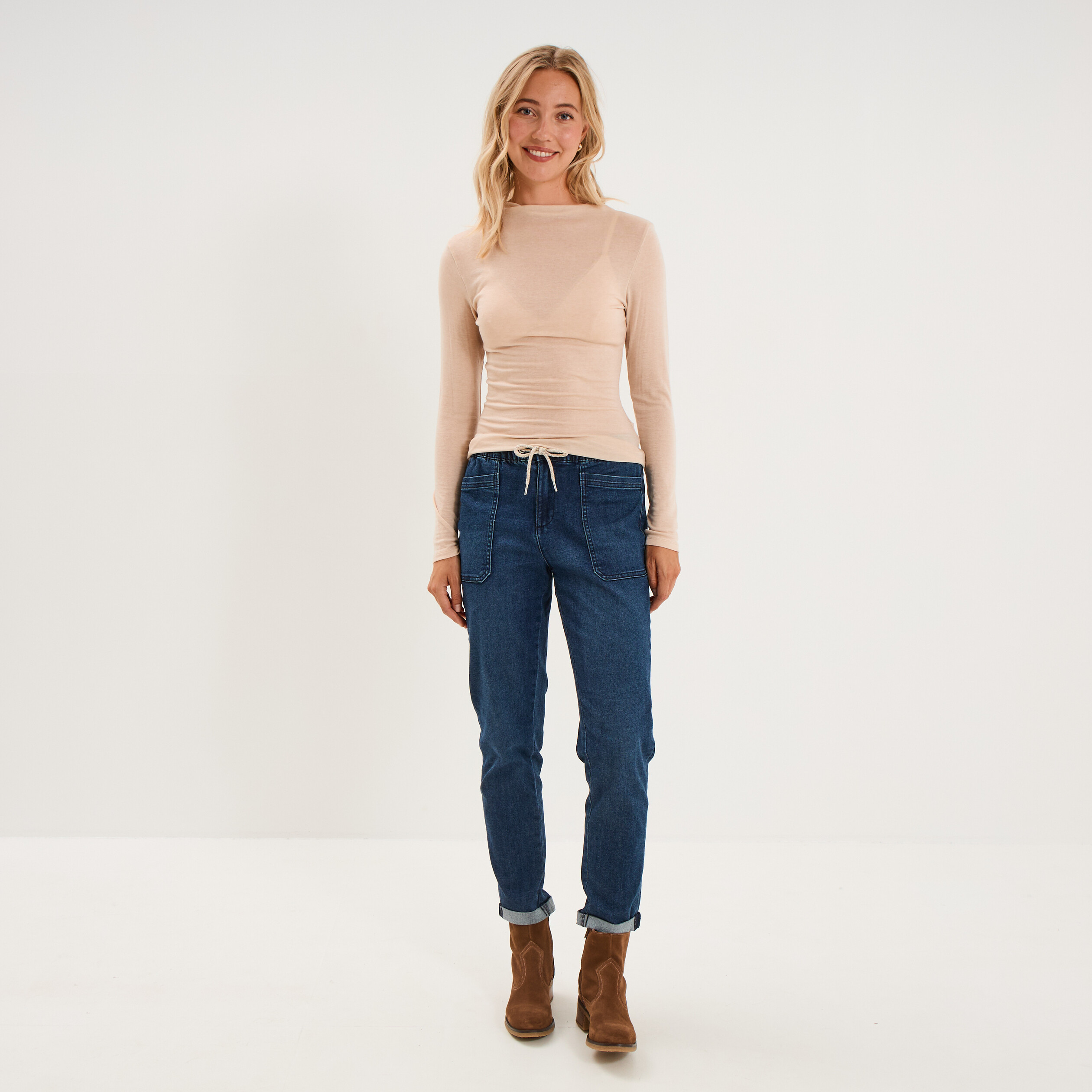 T-shirt cintr&eacute; col montant lyocell beige femme