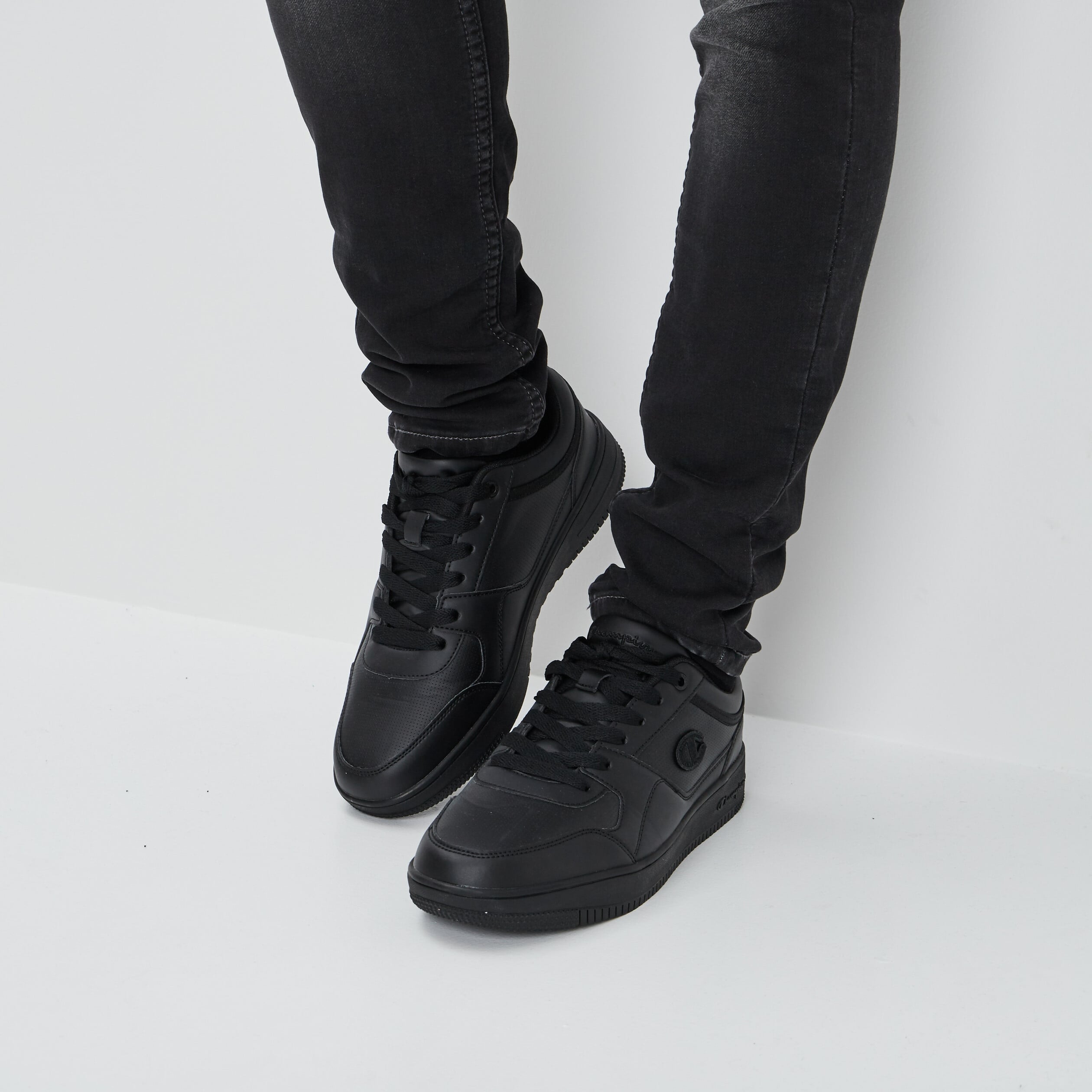 Tennis &agrave; lacets RD18 LOW Champion noir homme