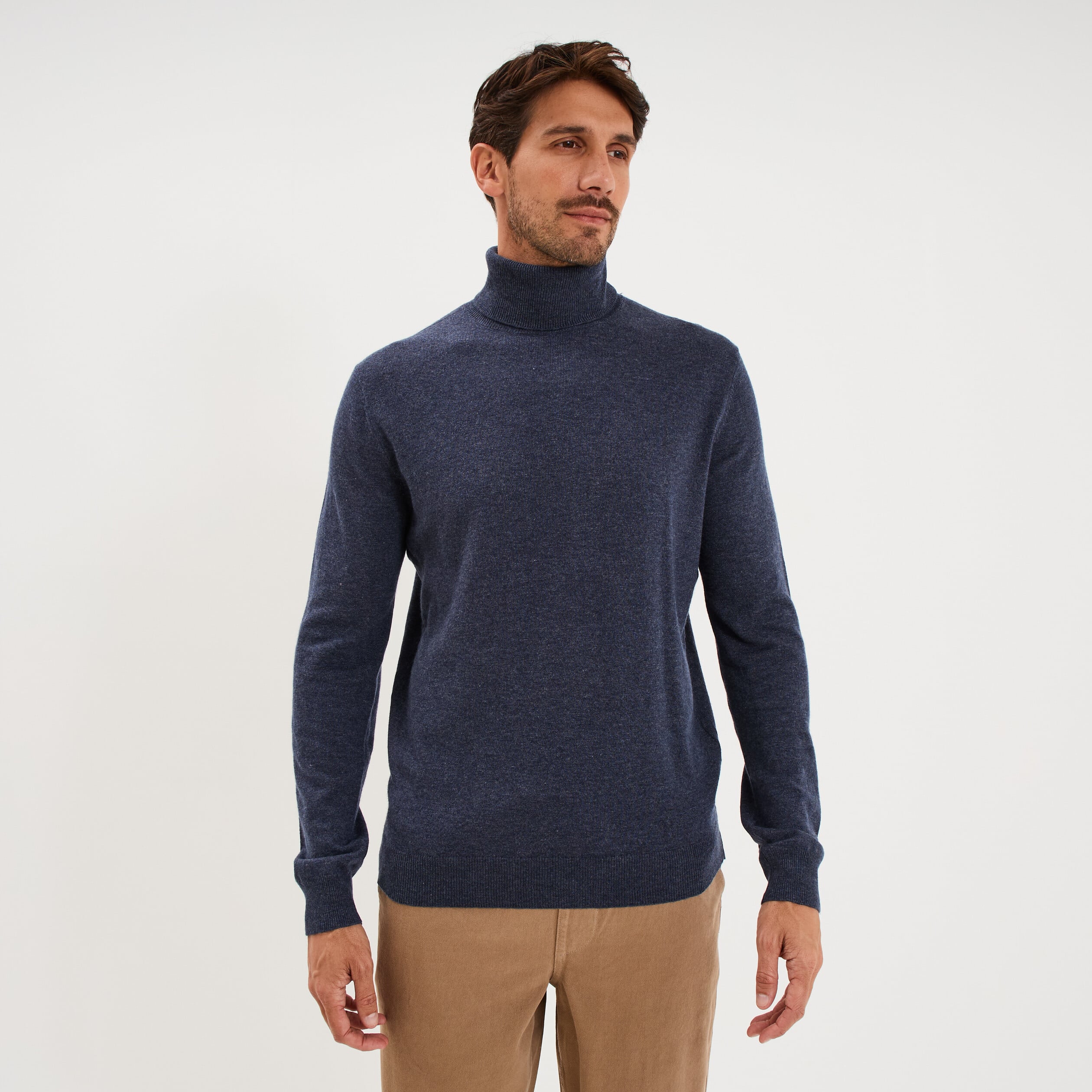 Pull col roul&eacute; manches longues bleu marine homme