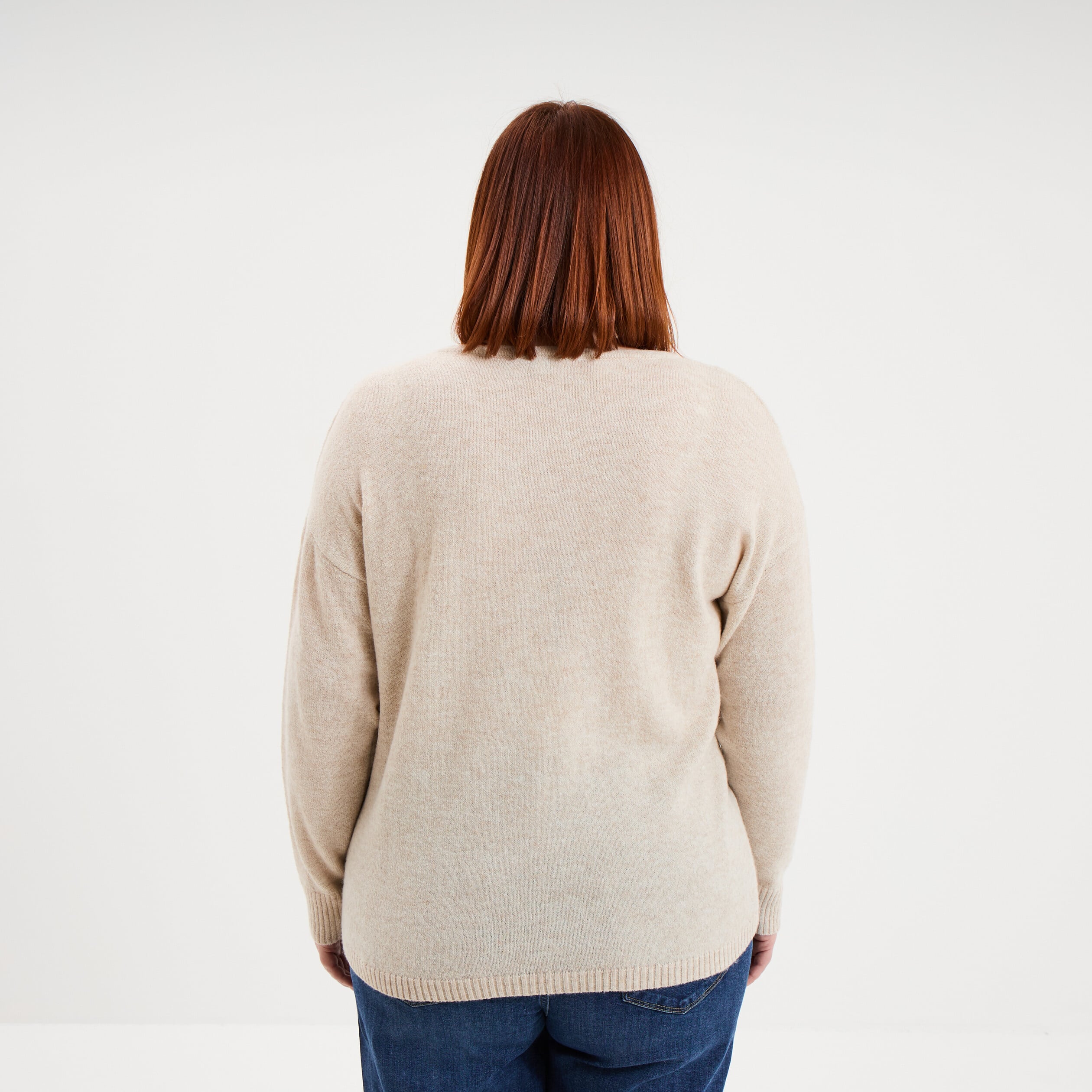 Pull col en V manches longues beige femme grande taille