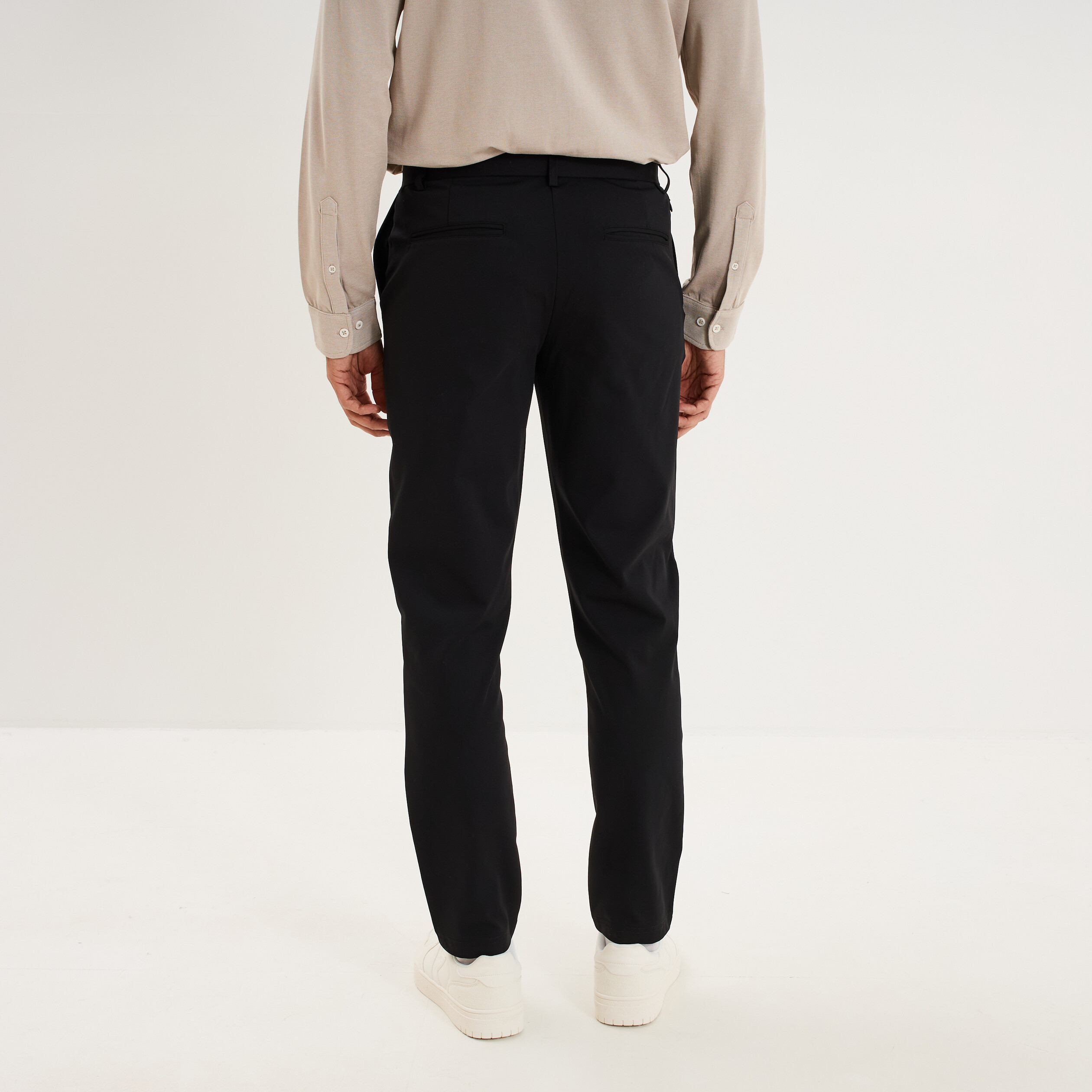 Pantalon chino slim sans repassage noir homme