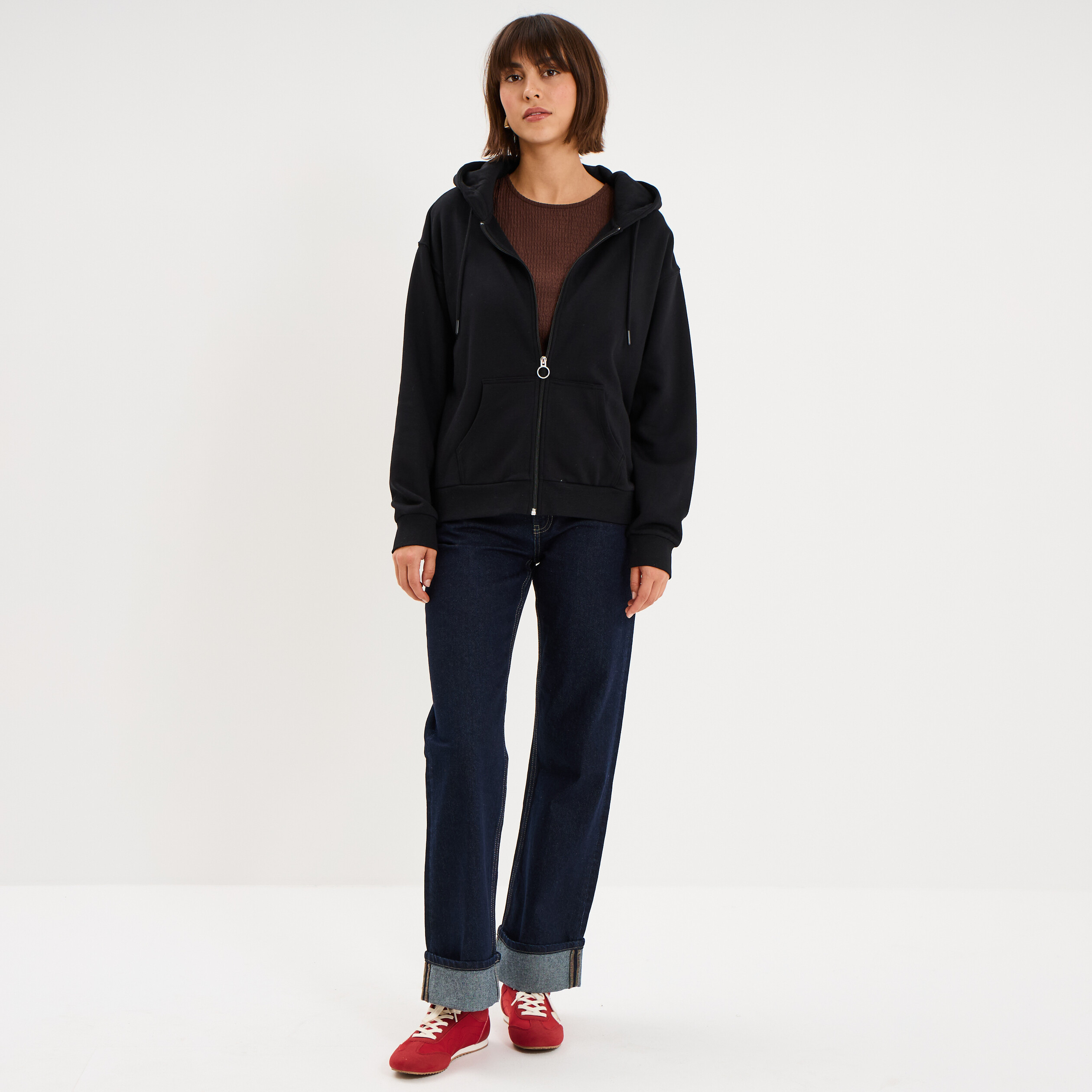 Sweat zipp&eacute; &agrave; capuche noir femme