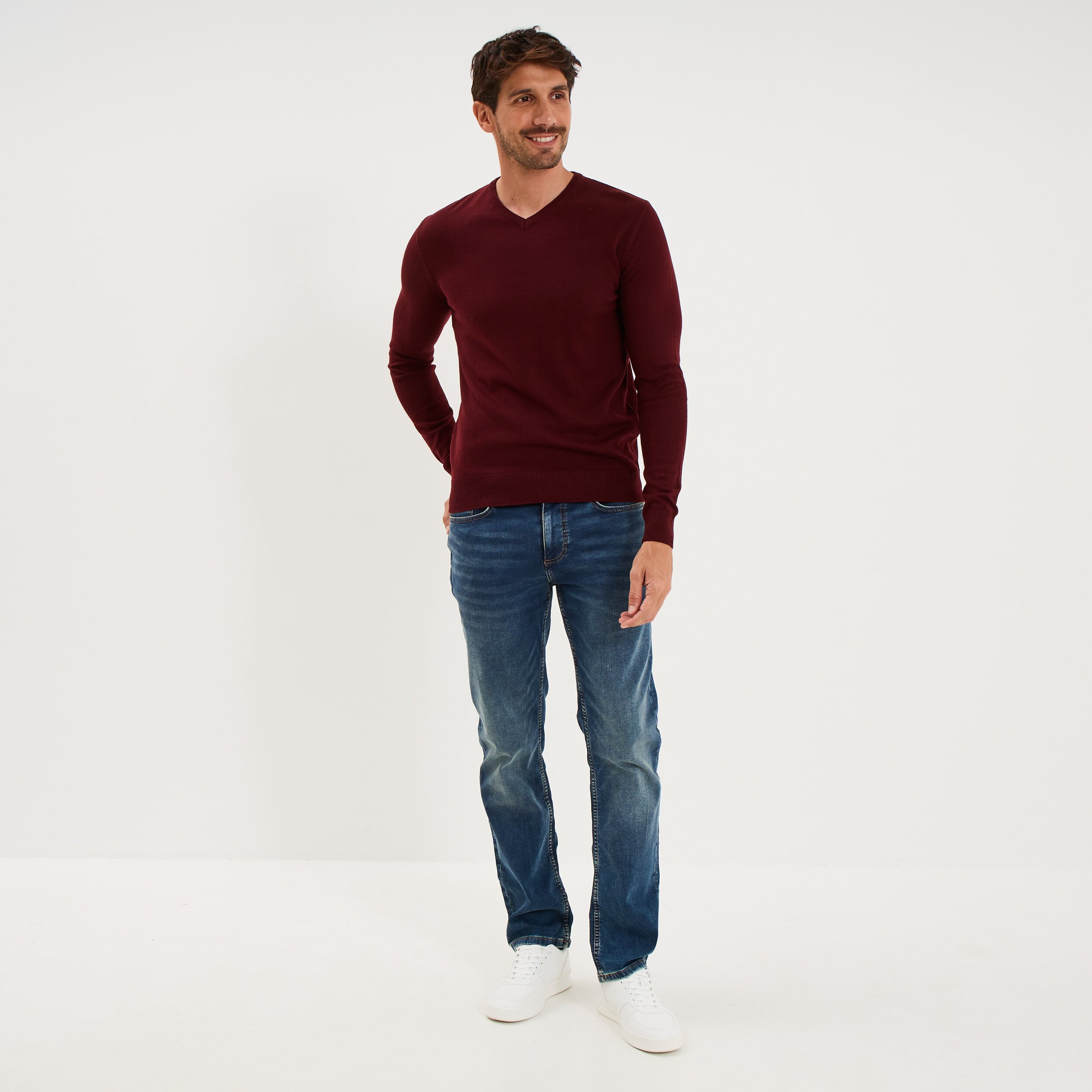 Pull jersey avec col en V violet fonc&eacute; homme