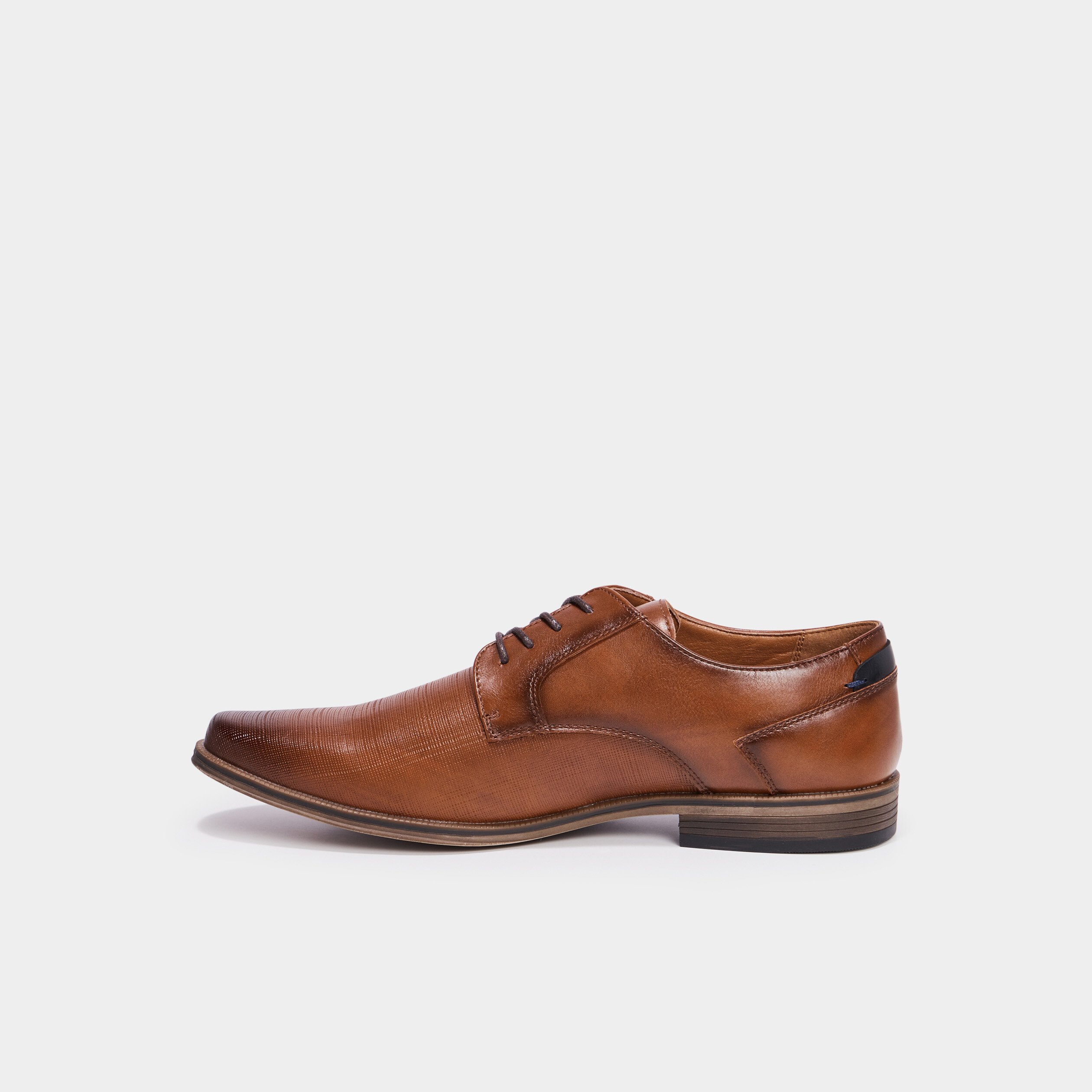 derbies a lacets marron homme Derbies à lacets marron homme