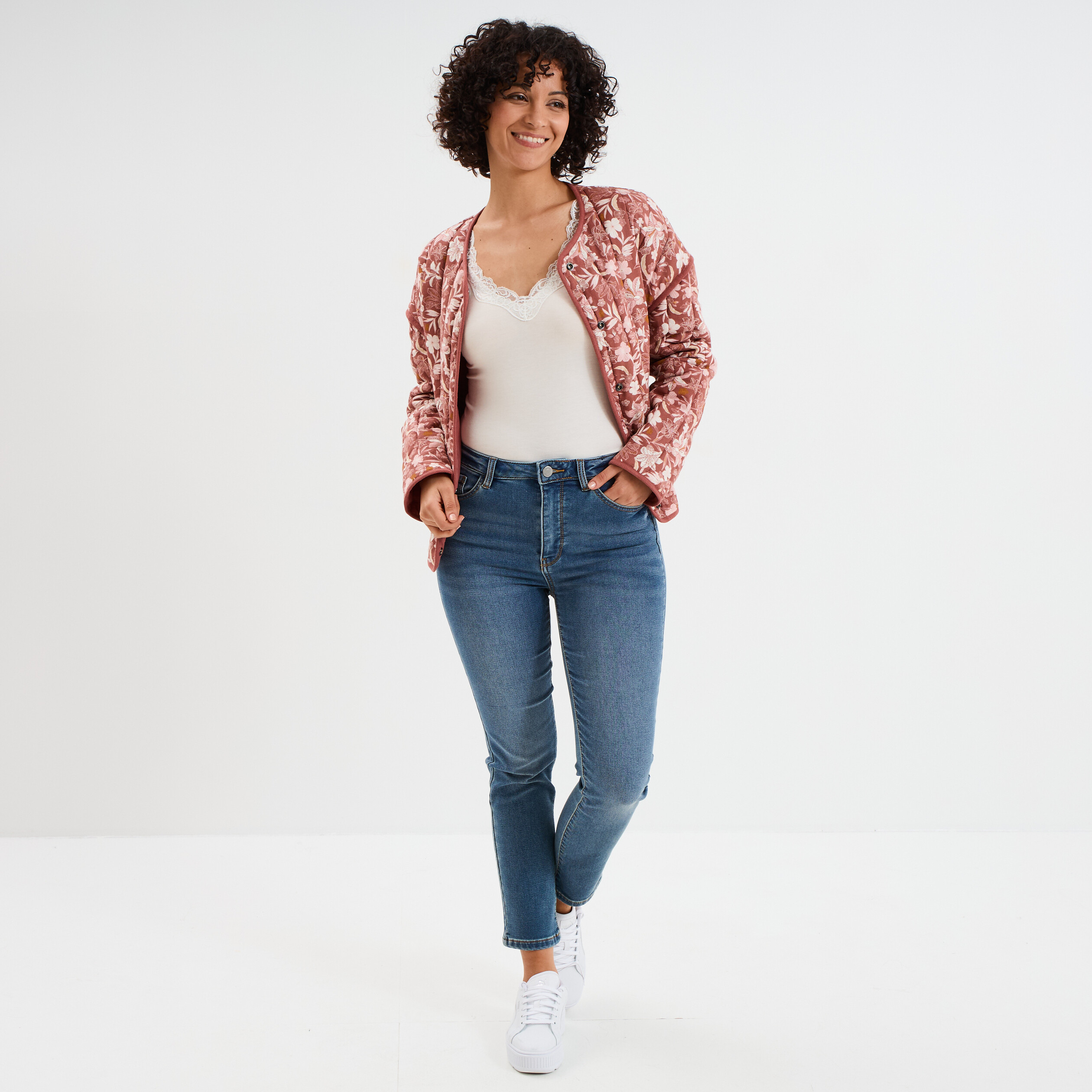D&eacute;bardeur ajust&eacute; avec dentelle col V blanc femme