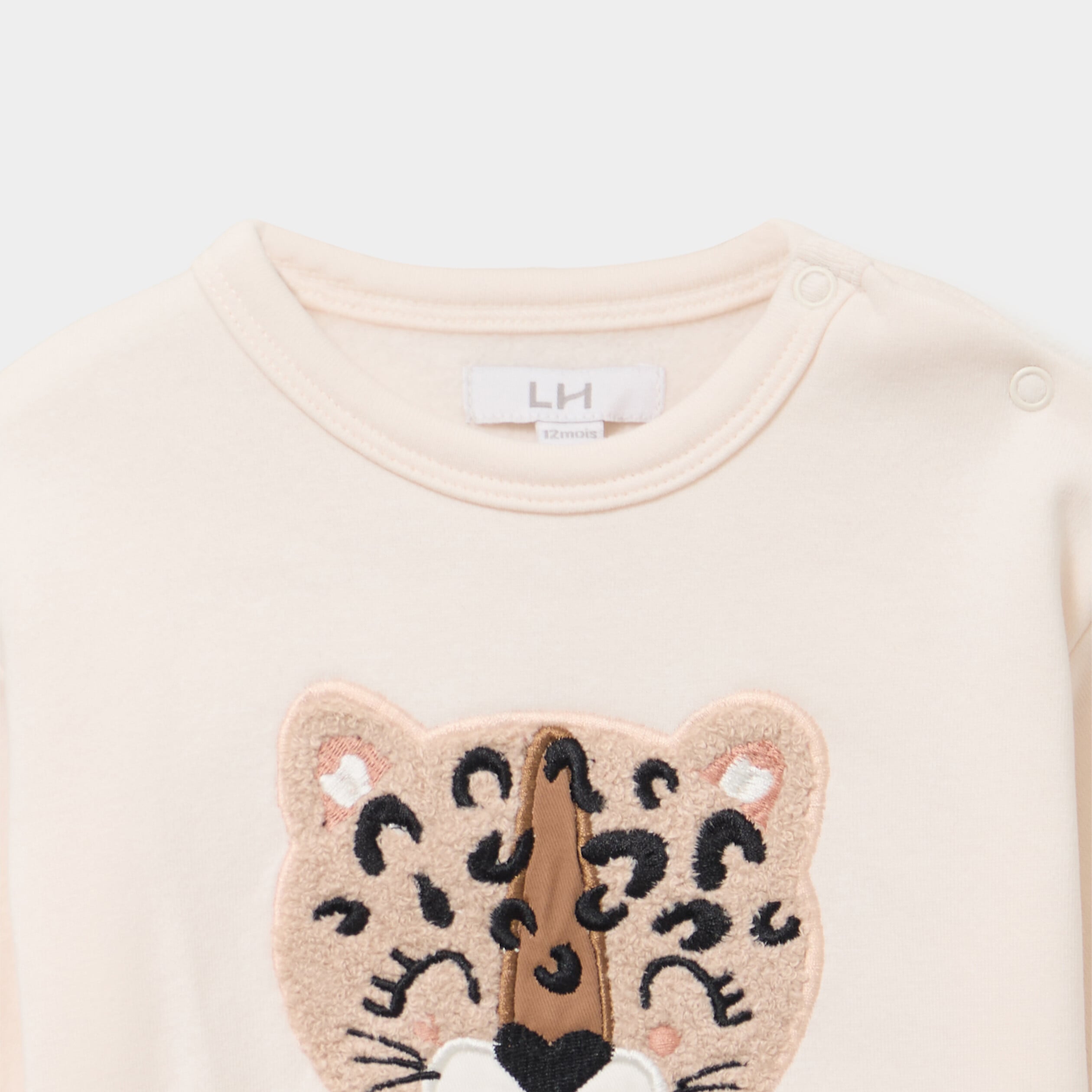 Sweat molletonn&eacute; &eacute;paule boutonn&eacute;e creme b&eacute;b&eacute; fille