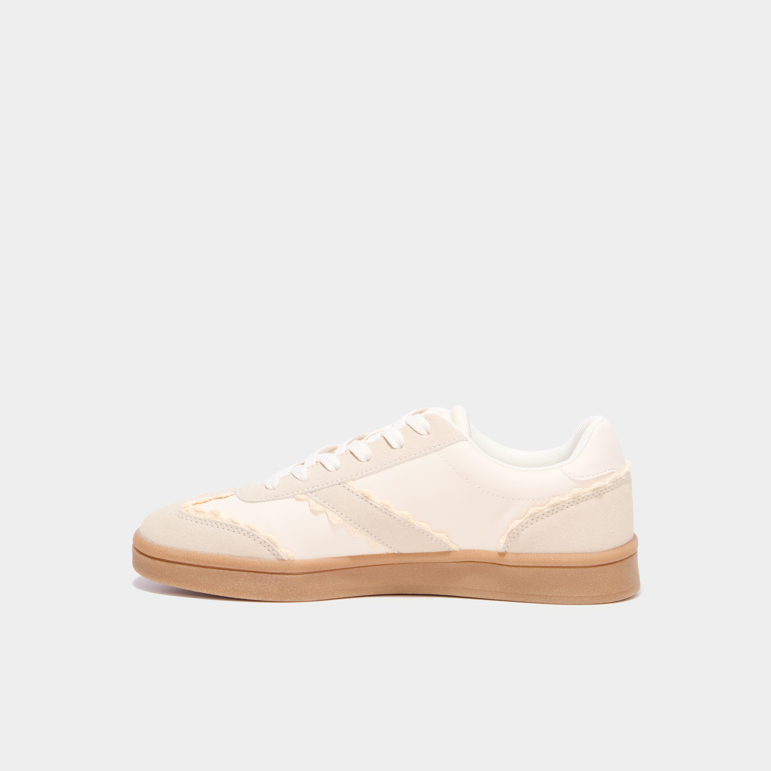 Tennis basses avec dentelle sable femme