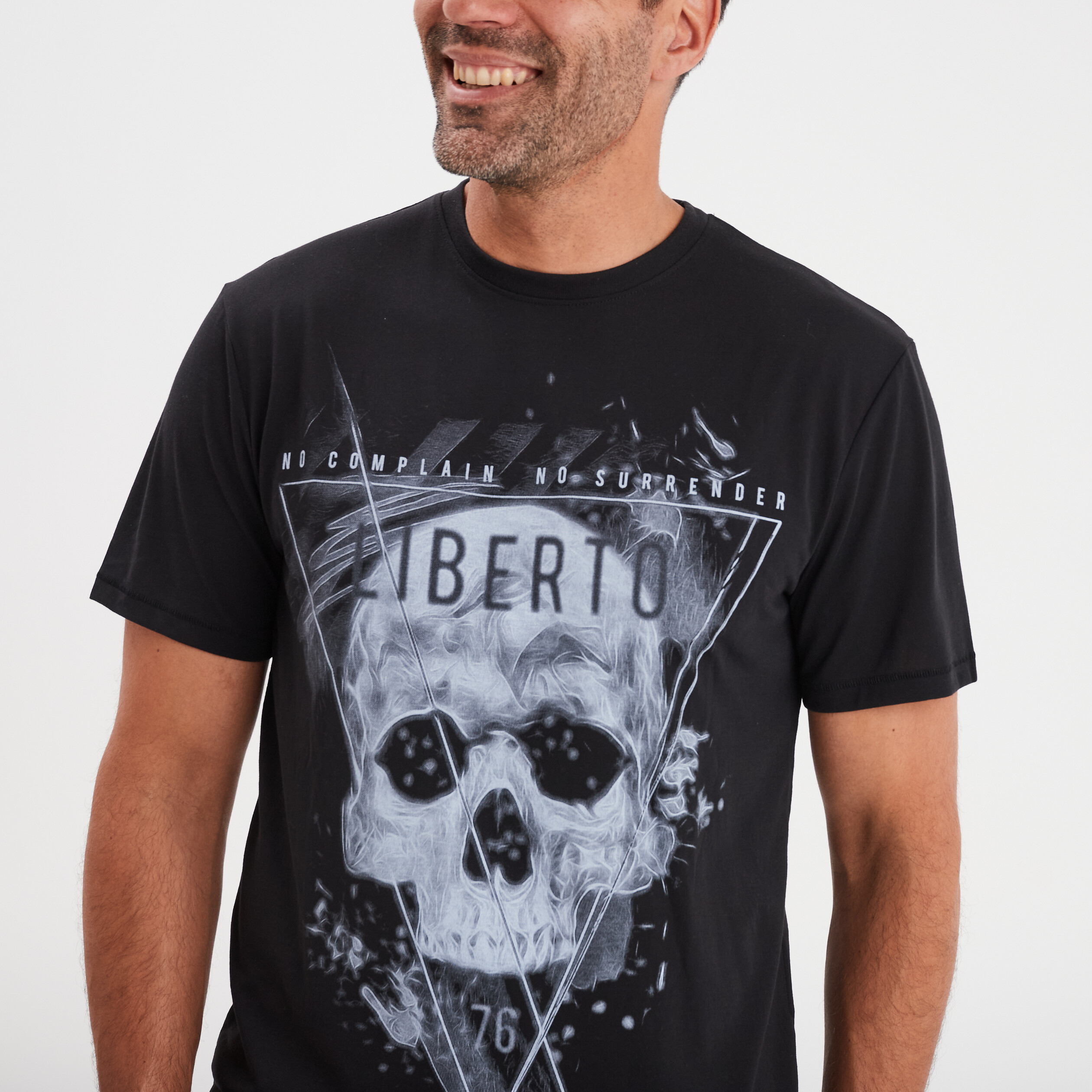 t shirt droit manches courtes liberto noir homme T-shirt droit manches courtes Liberto noir homme