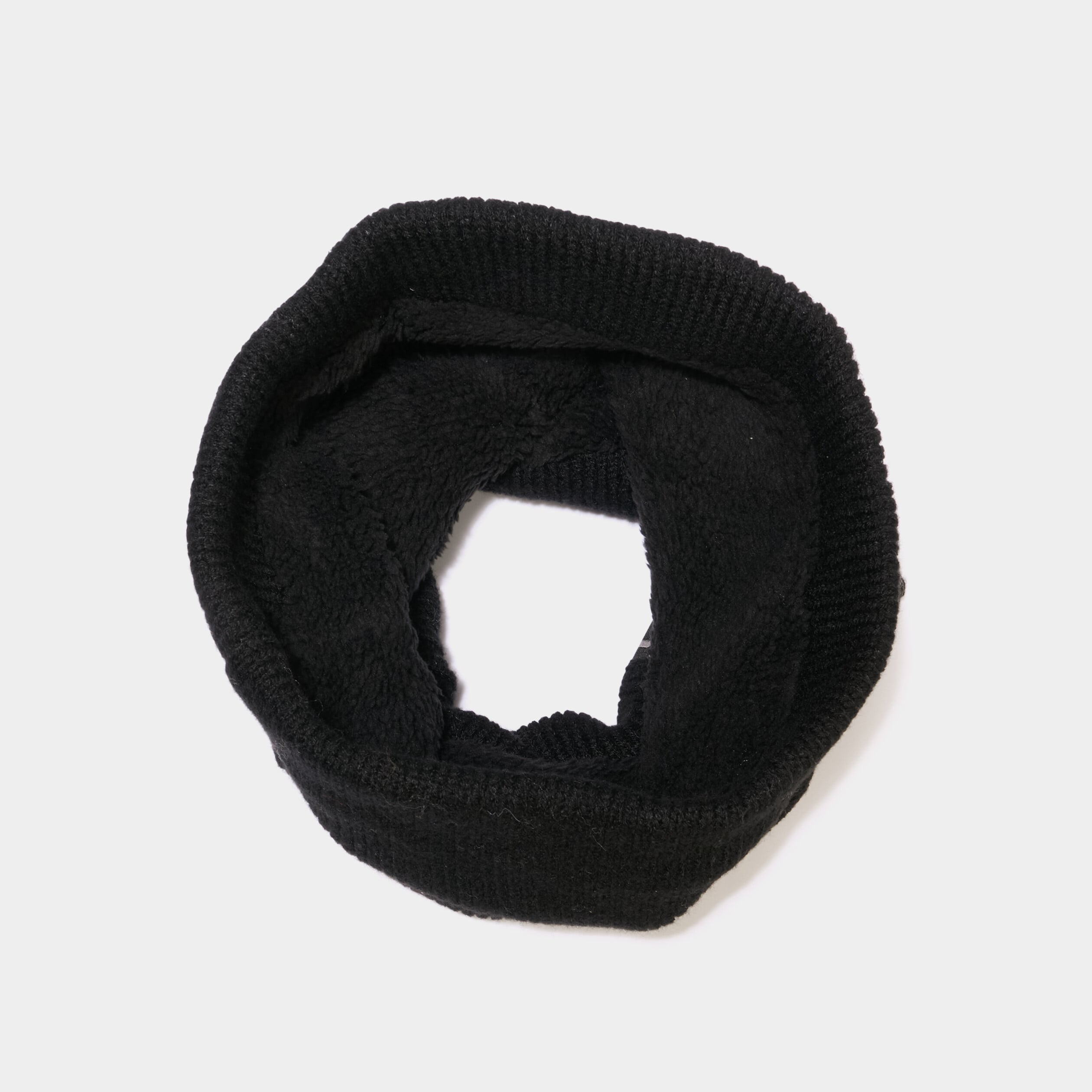 Tour de cou tricot&eacute; doubl&eacute; noir homme